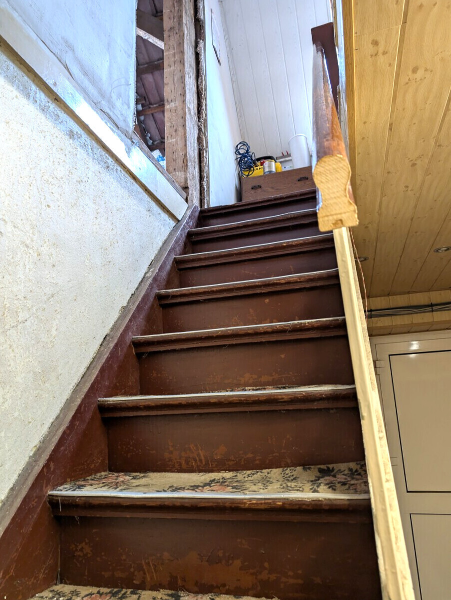 Treppe zum DG