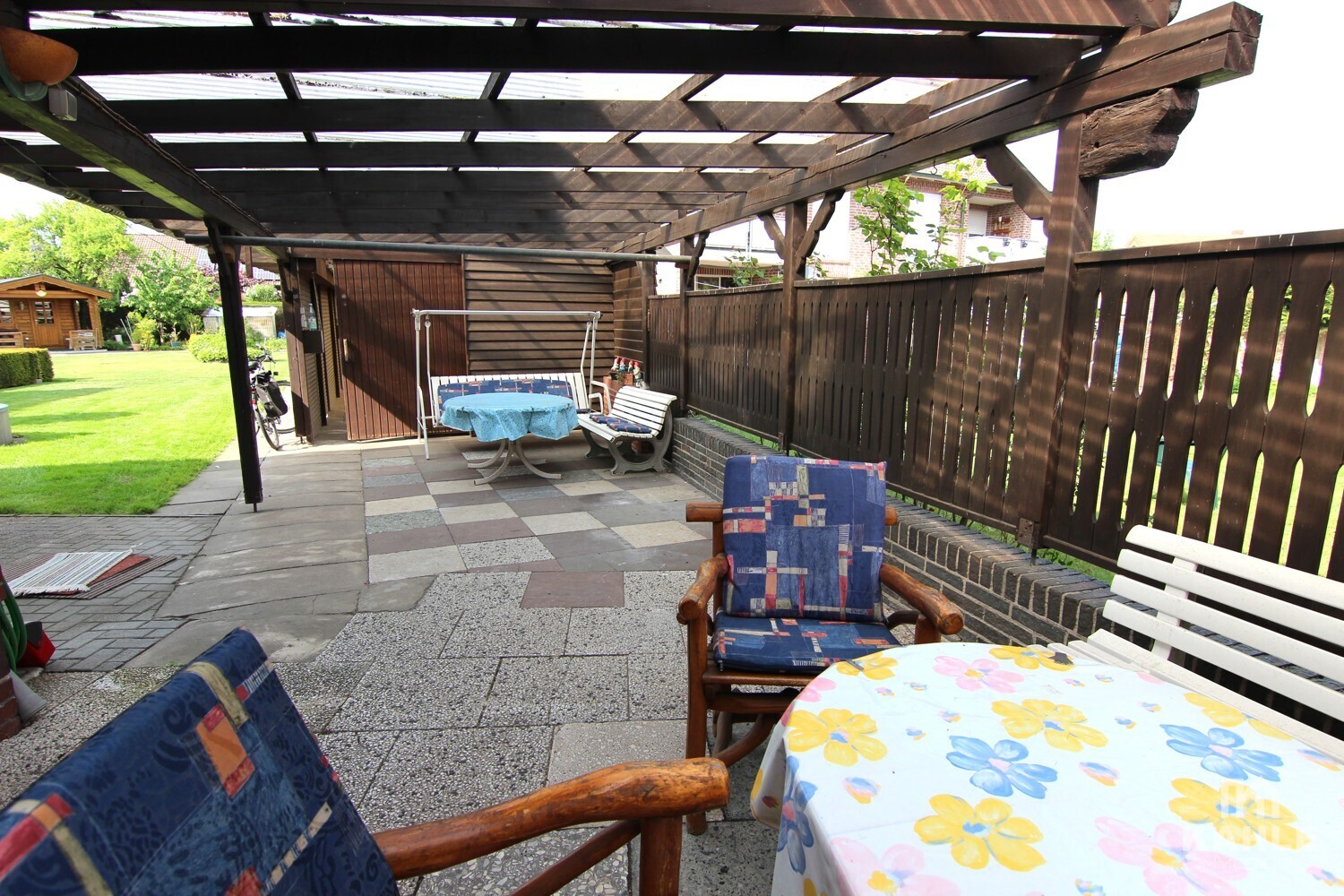 Terrasse überdacht