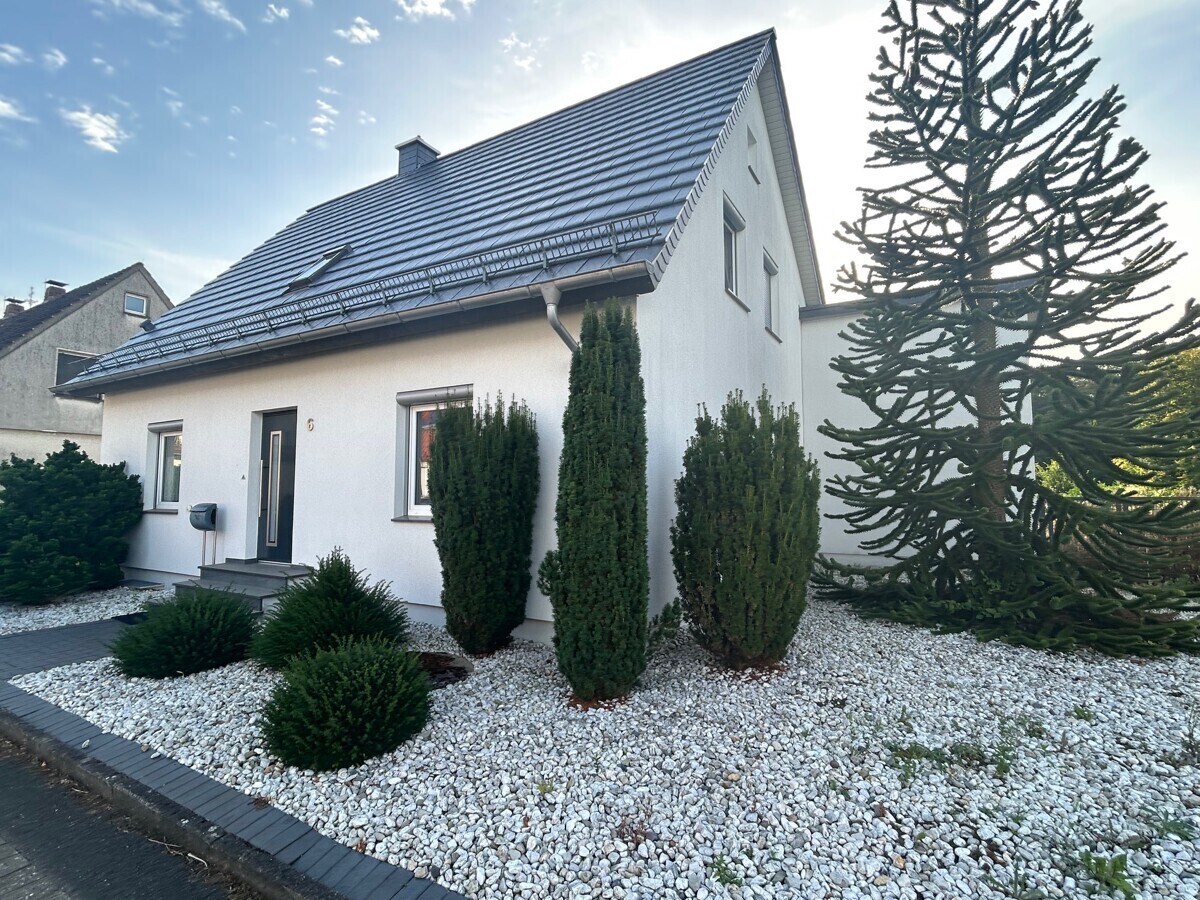 Straßenansicht