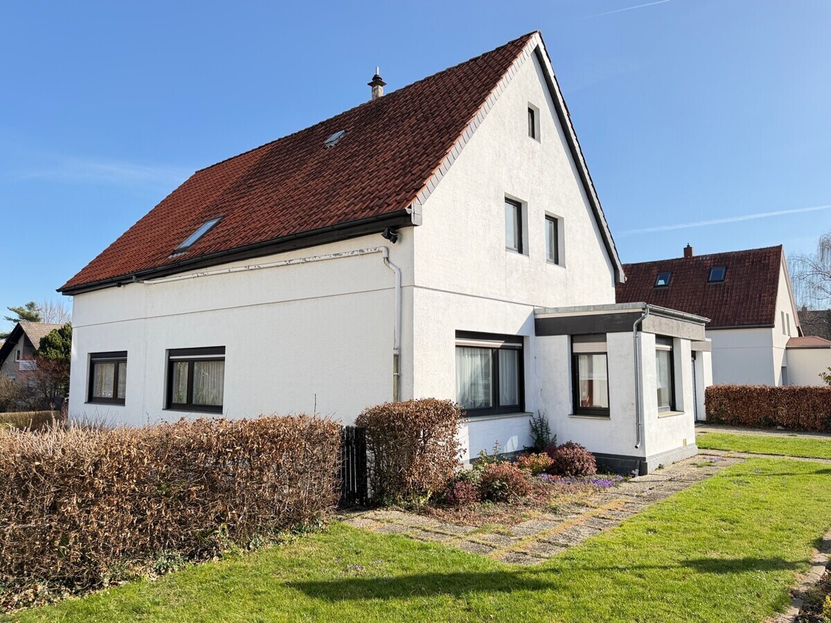 Straßenansicht