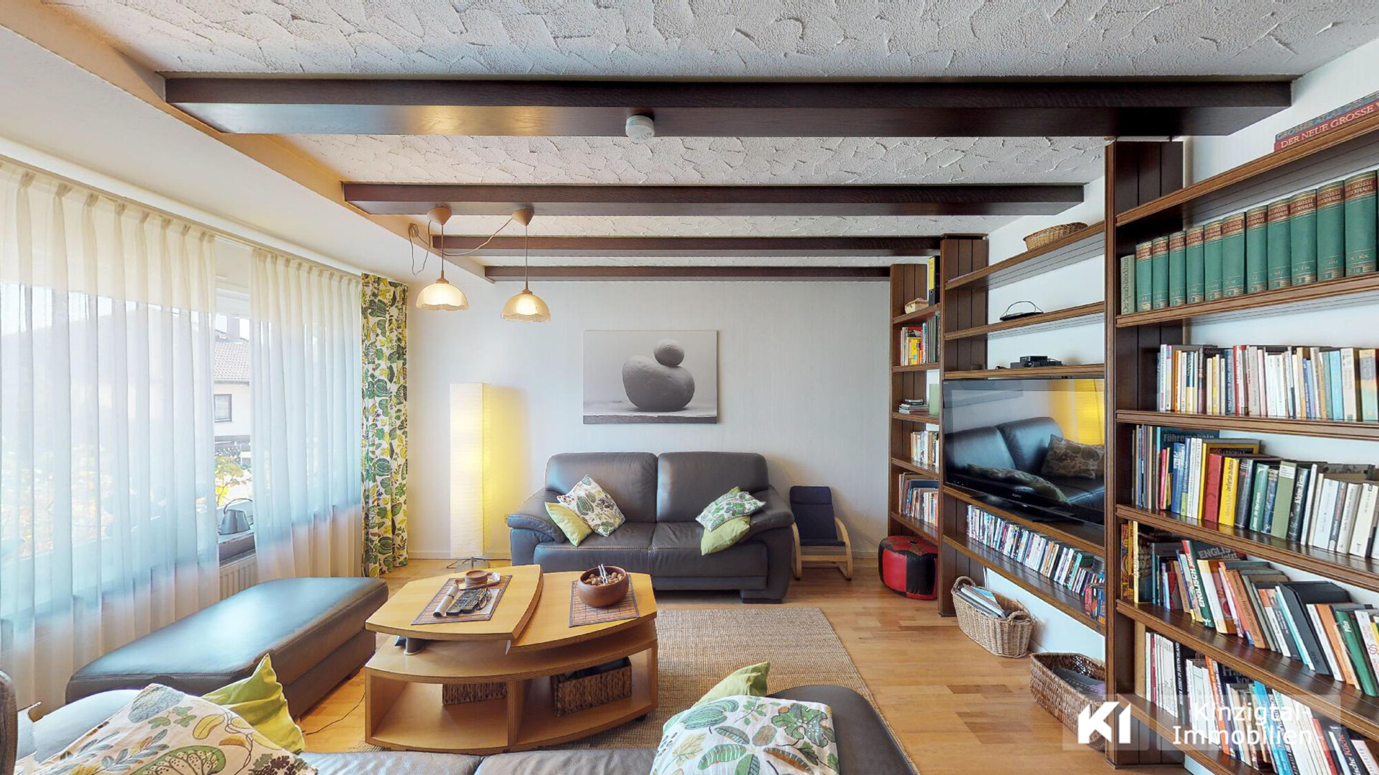 ... genug Platz für Ihre Wohnlandschaft (DG)