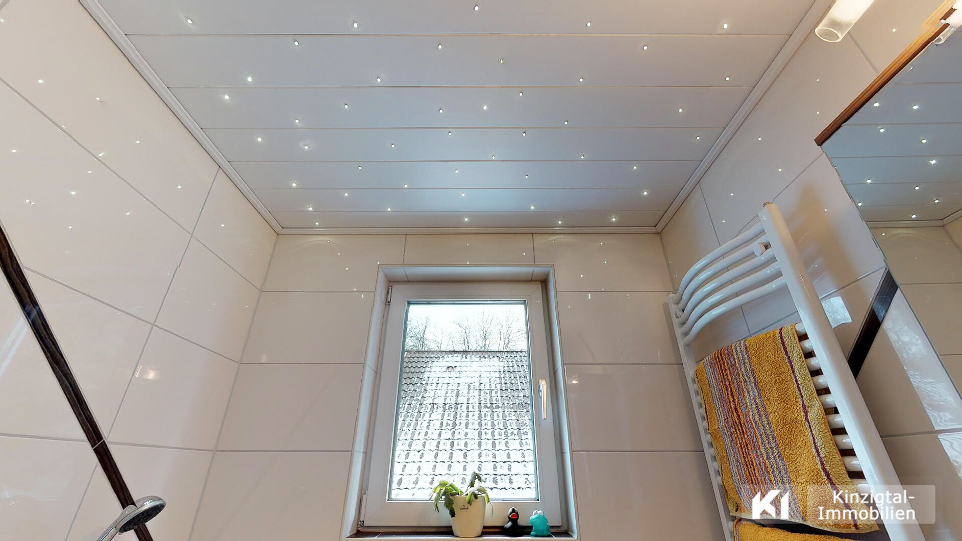 ... mit tollem LED Sternenhimmel