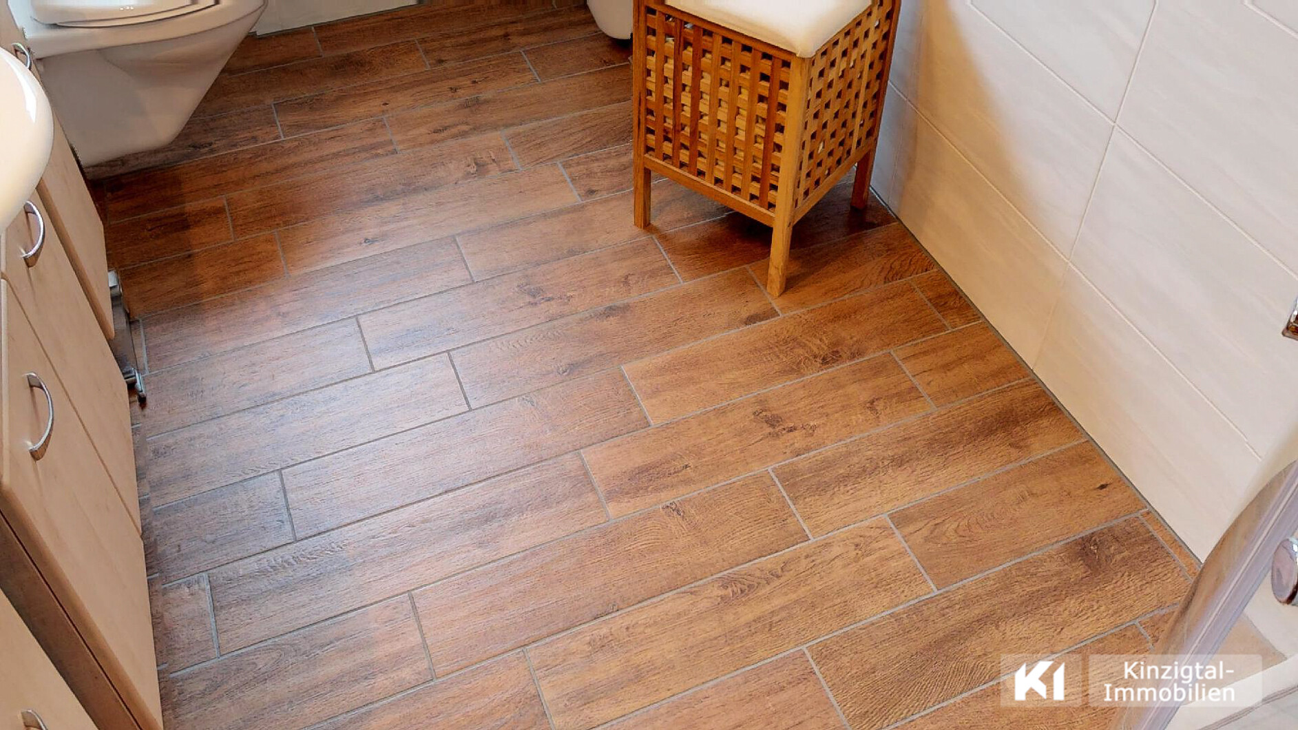 ... Bodenfliesen in toller Holzoptik 