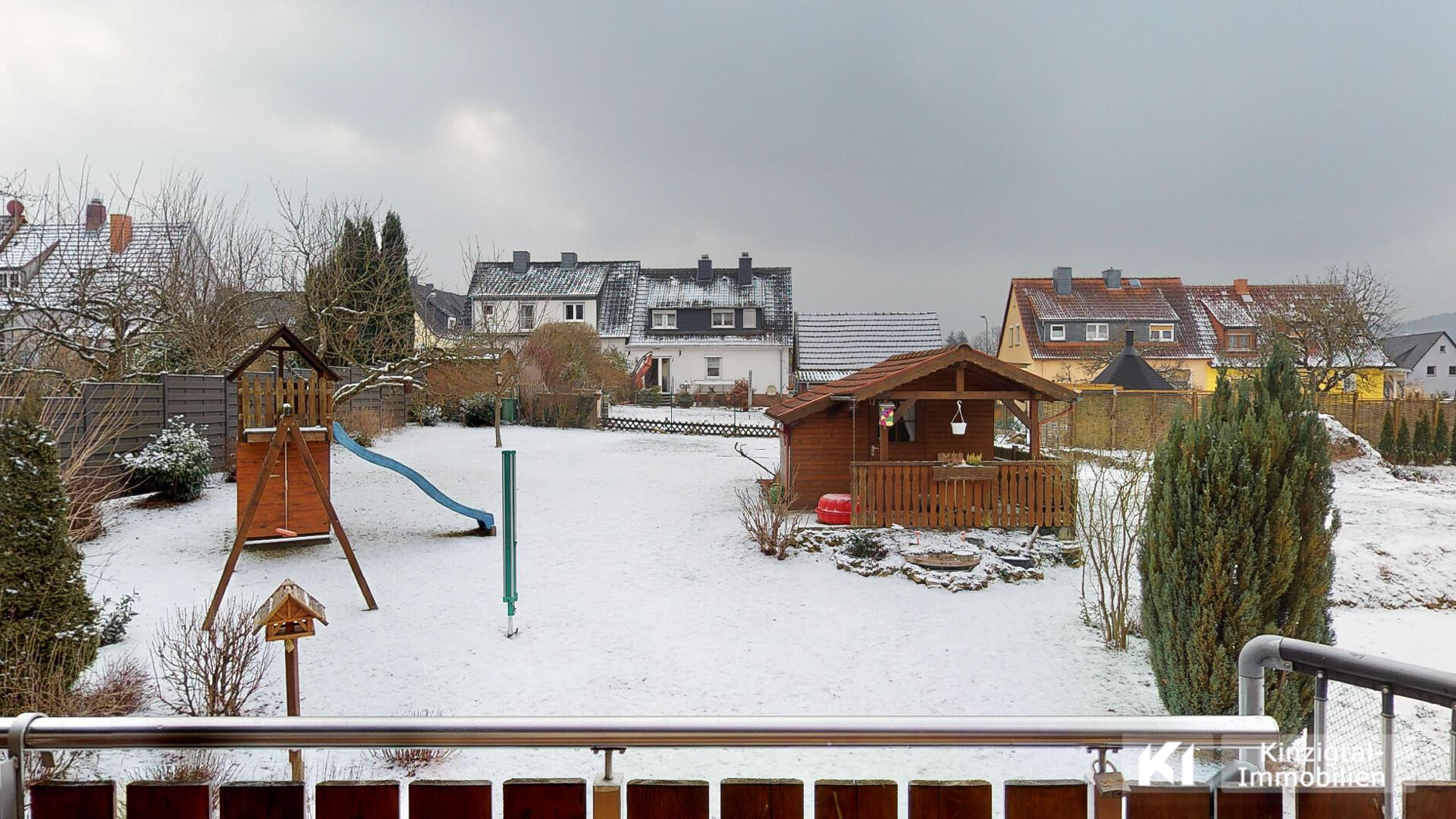 ... Ausblick vom Balkon im DG (Südwest)