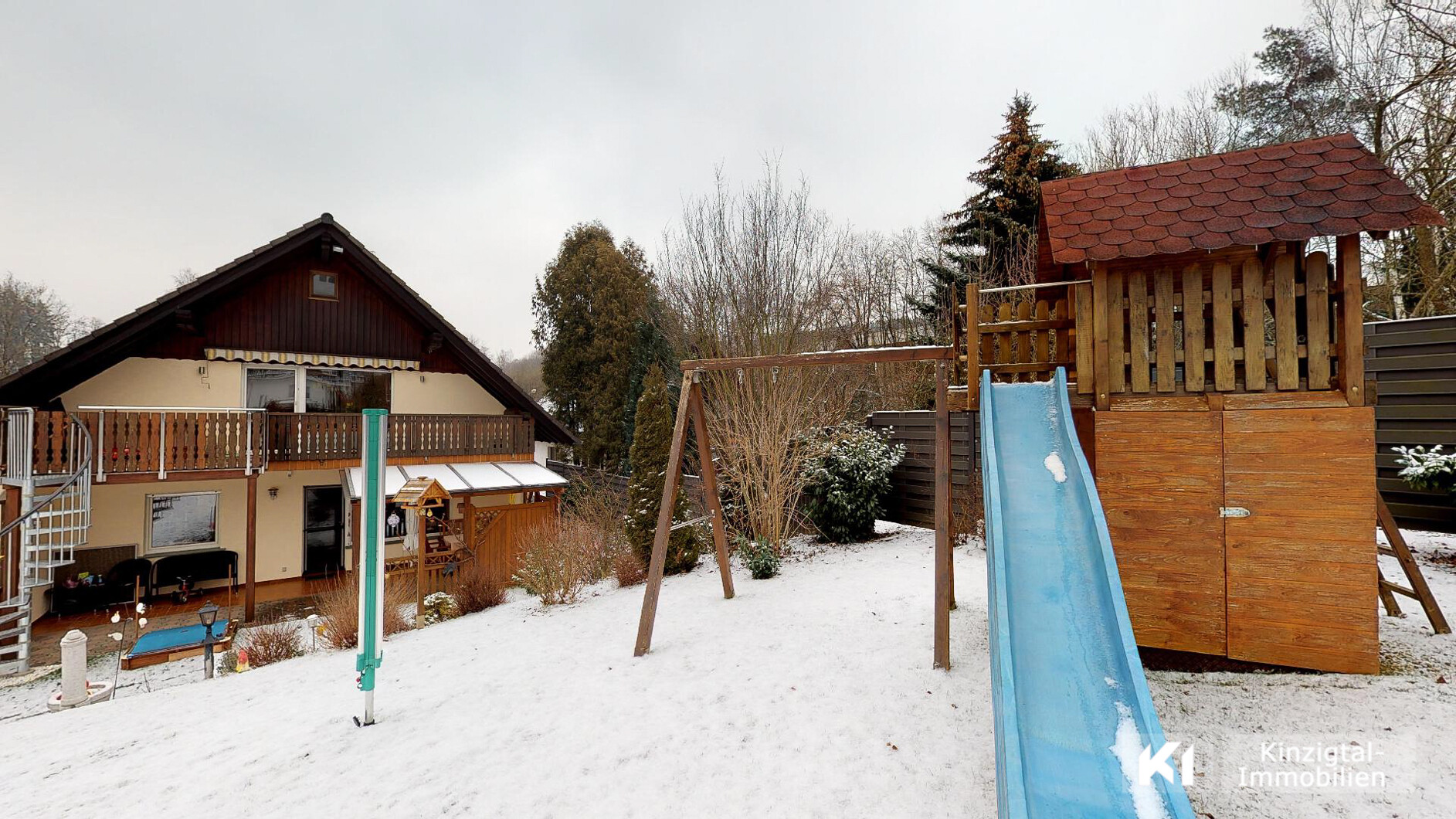 ... toller Garten mit Baumbestand