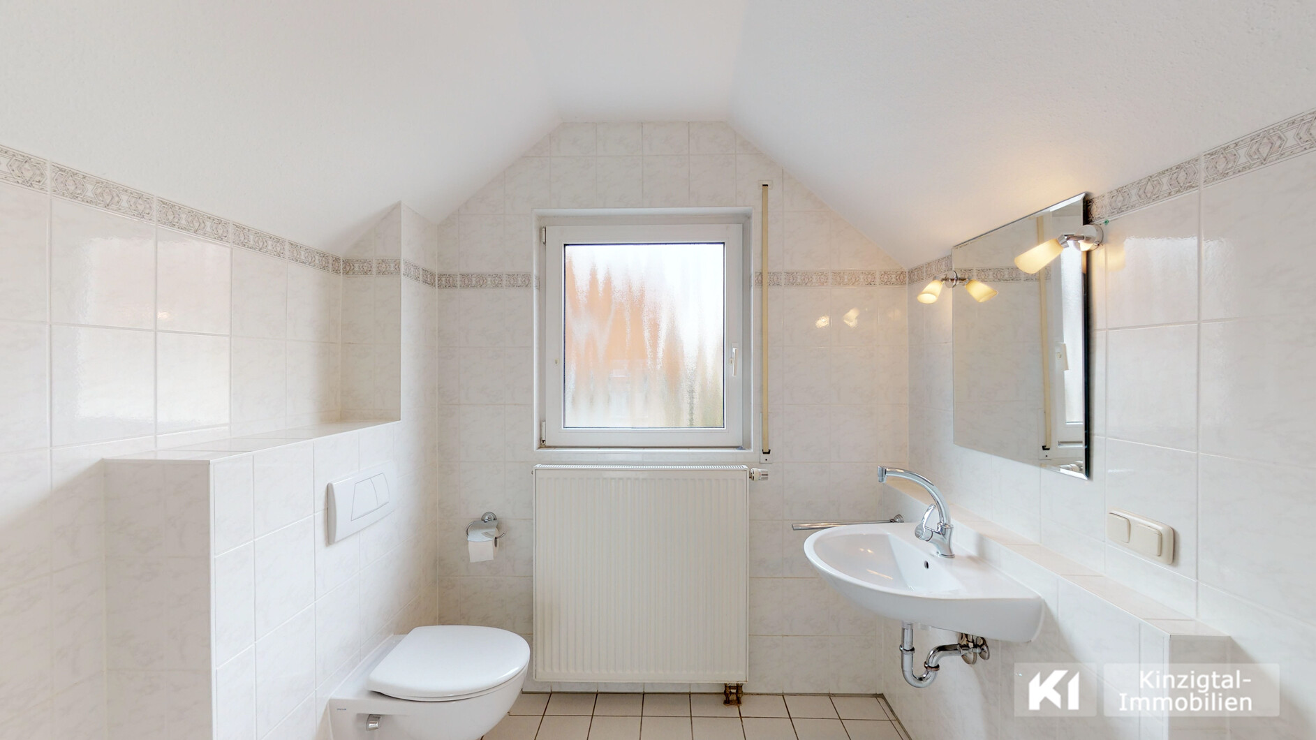 ... helles Tageslichbad