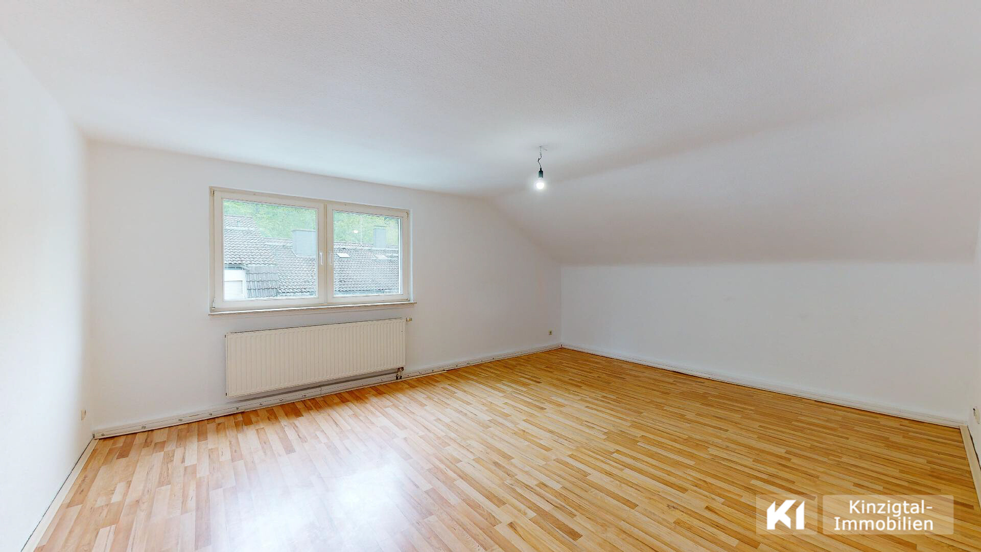 ... der Wohn- und Essbereich