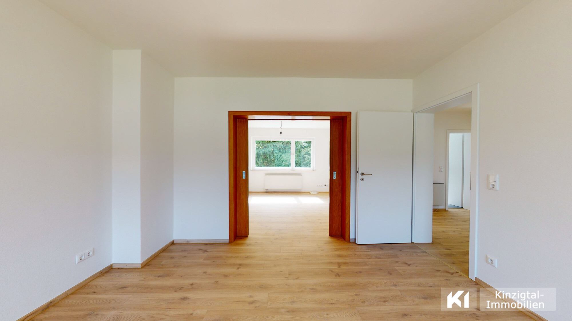 ... der Durchgang zum Esszimmer