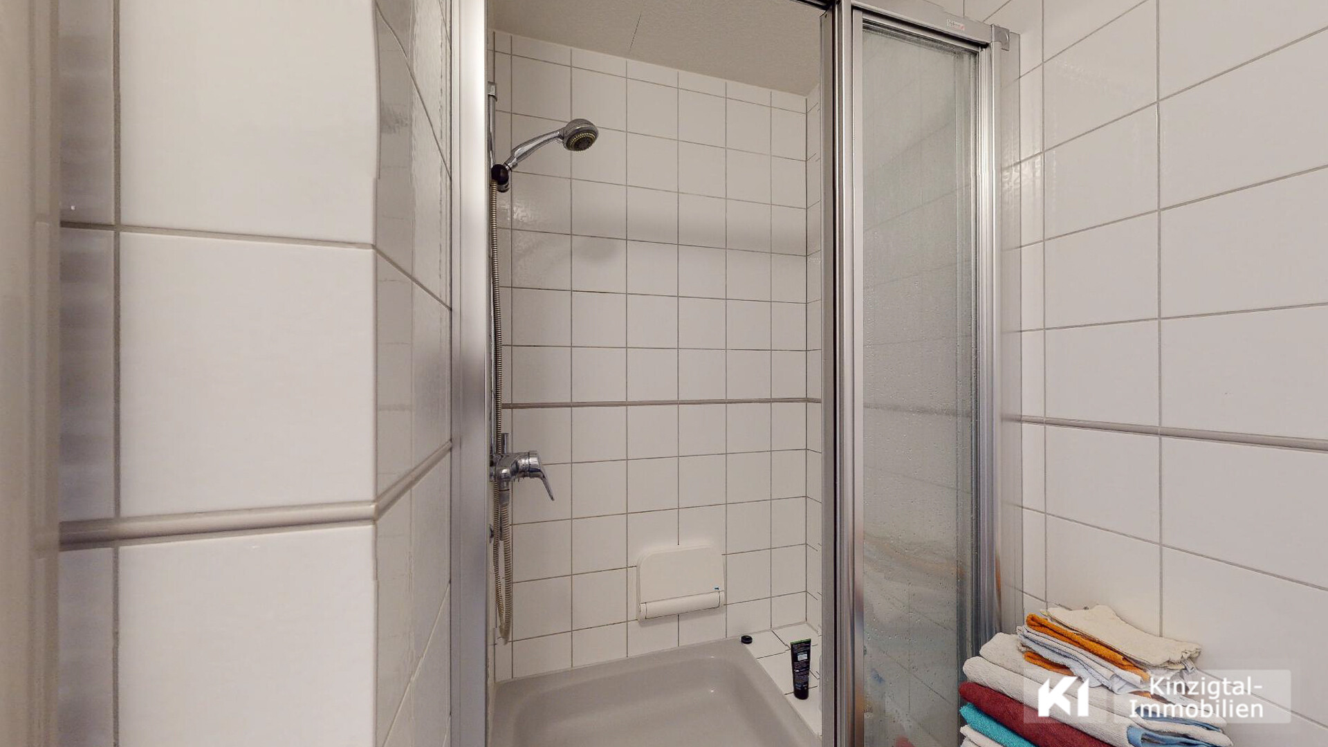 ... mit Dusche