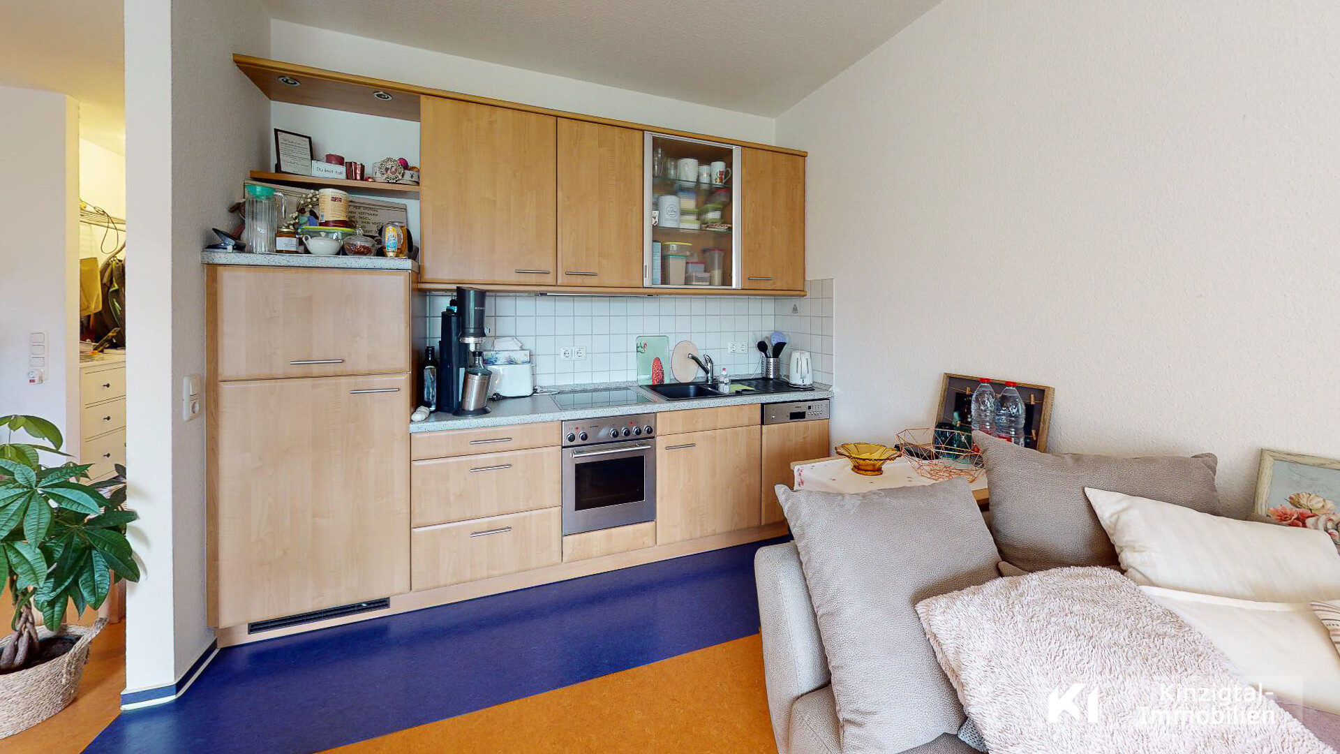 ... Küche mit E-Geräte