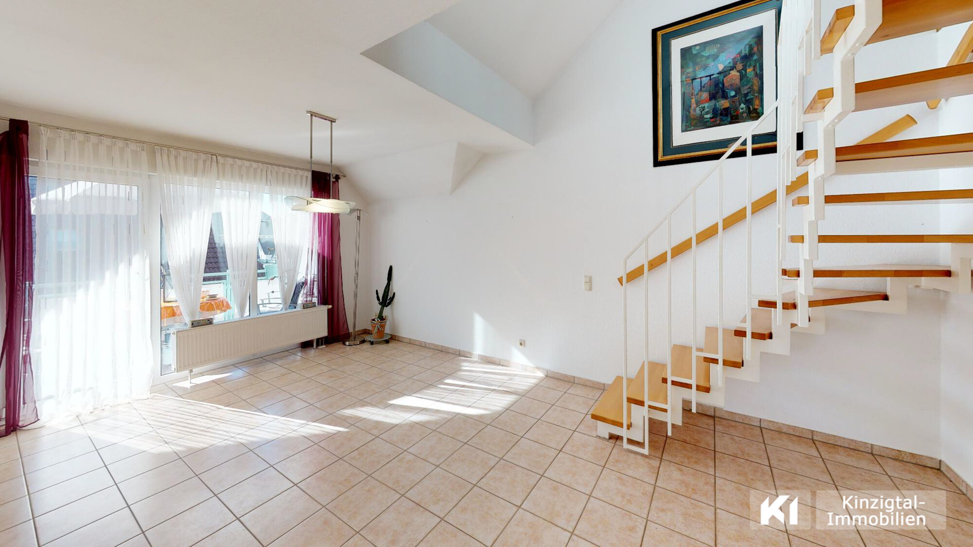 ... helles & geräumiges Wohnzimmer