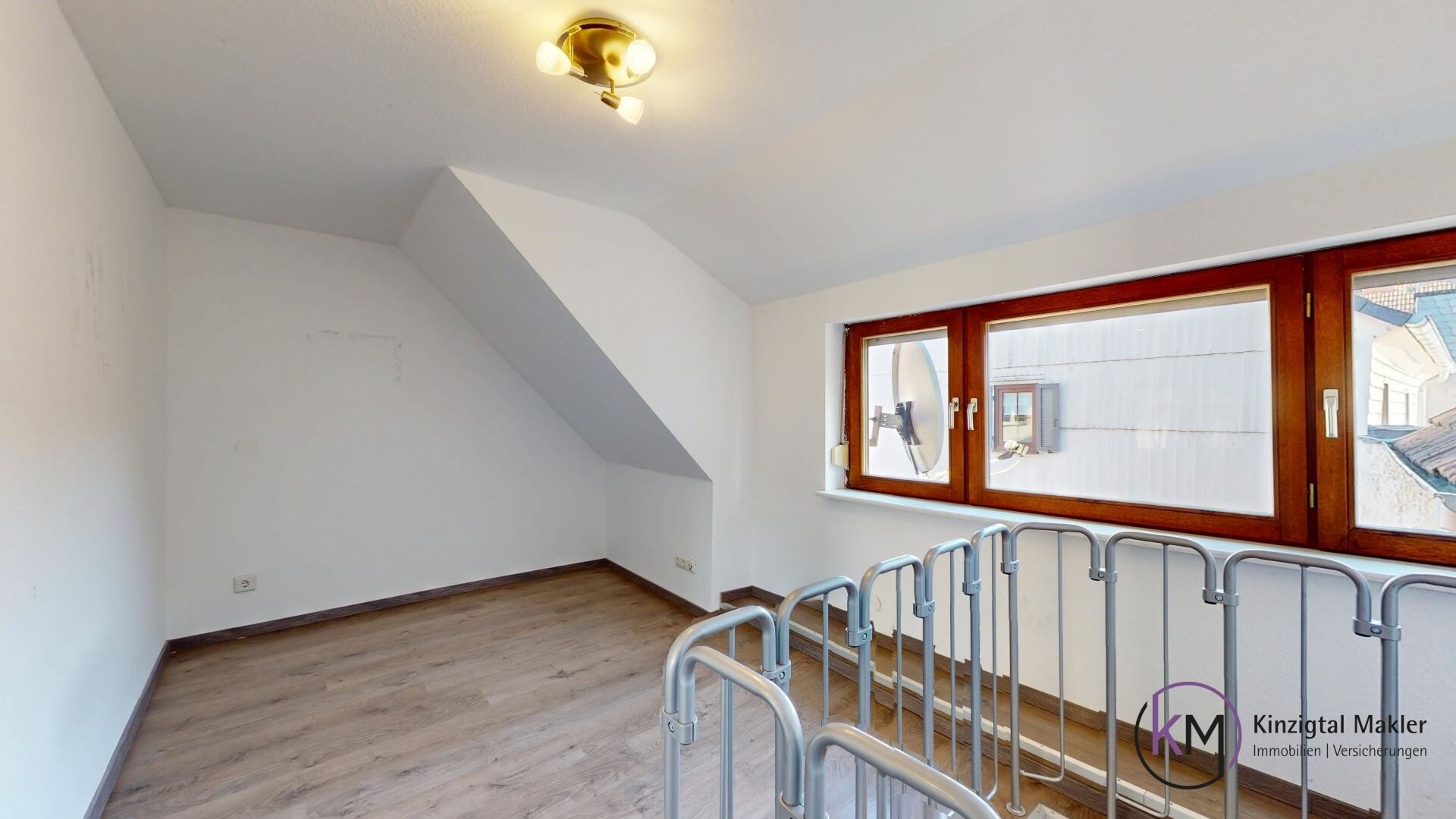 Arbeitszimmer-DG Altbau