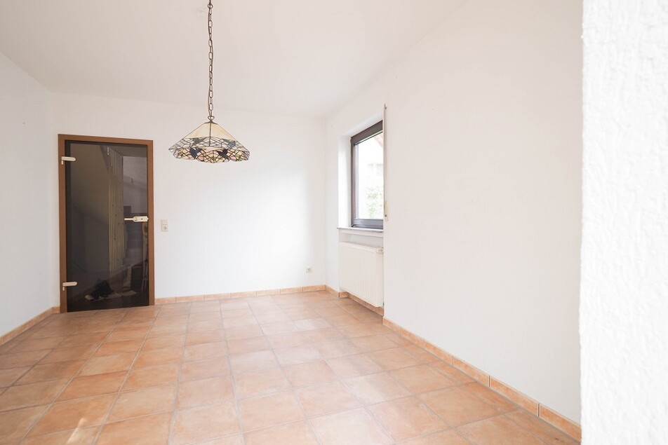 Büro-Raum EG