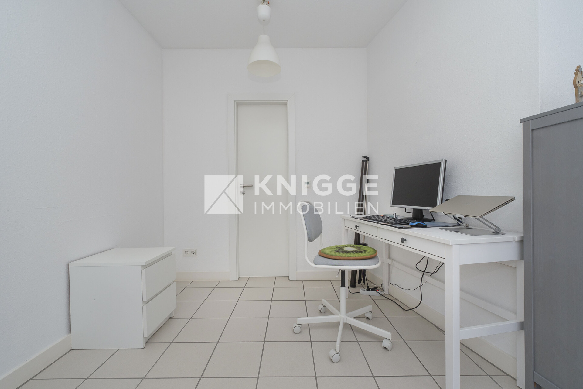 Zimmer 3 OG A2