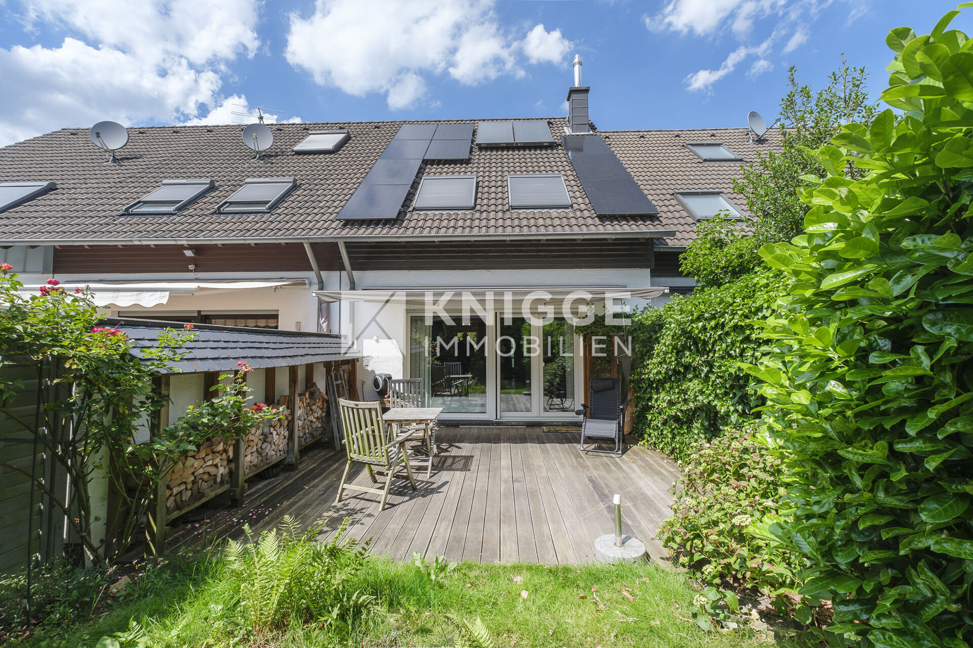 Haus Gartenansicht