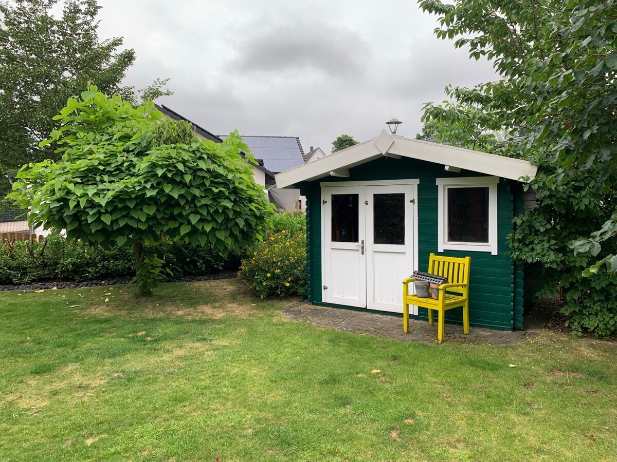 praktischer Geräteschuppen