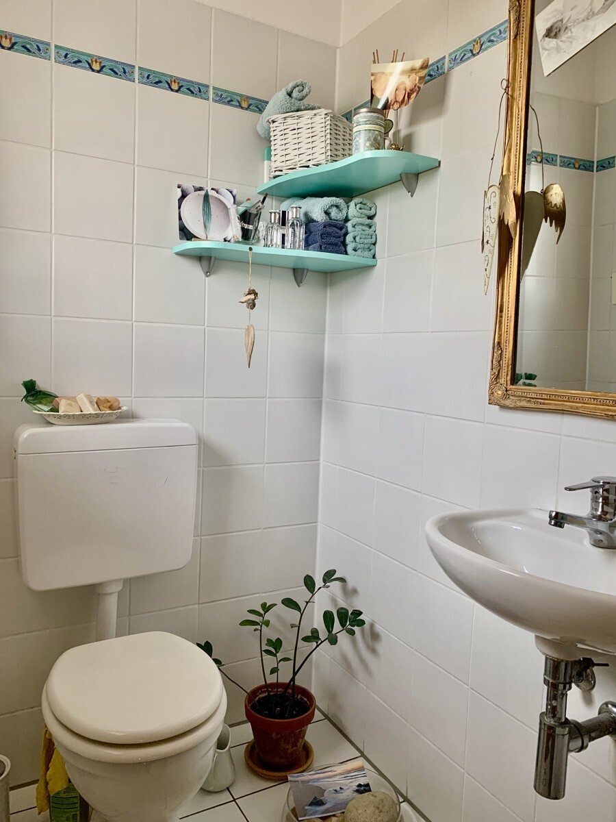 helles Gäste WC