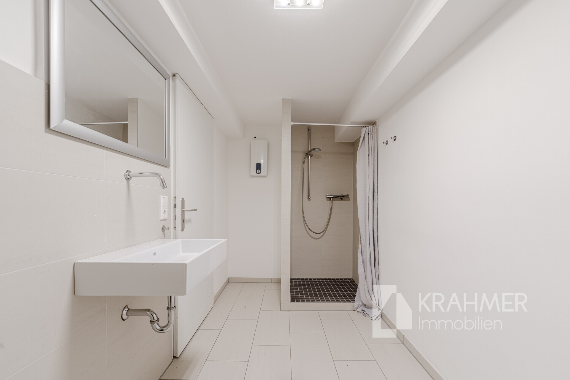 Badezimmer KG