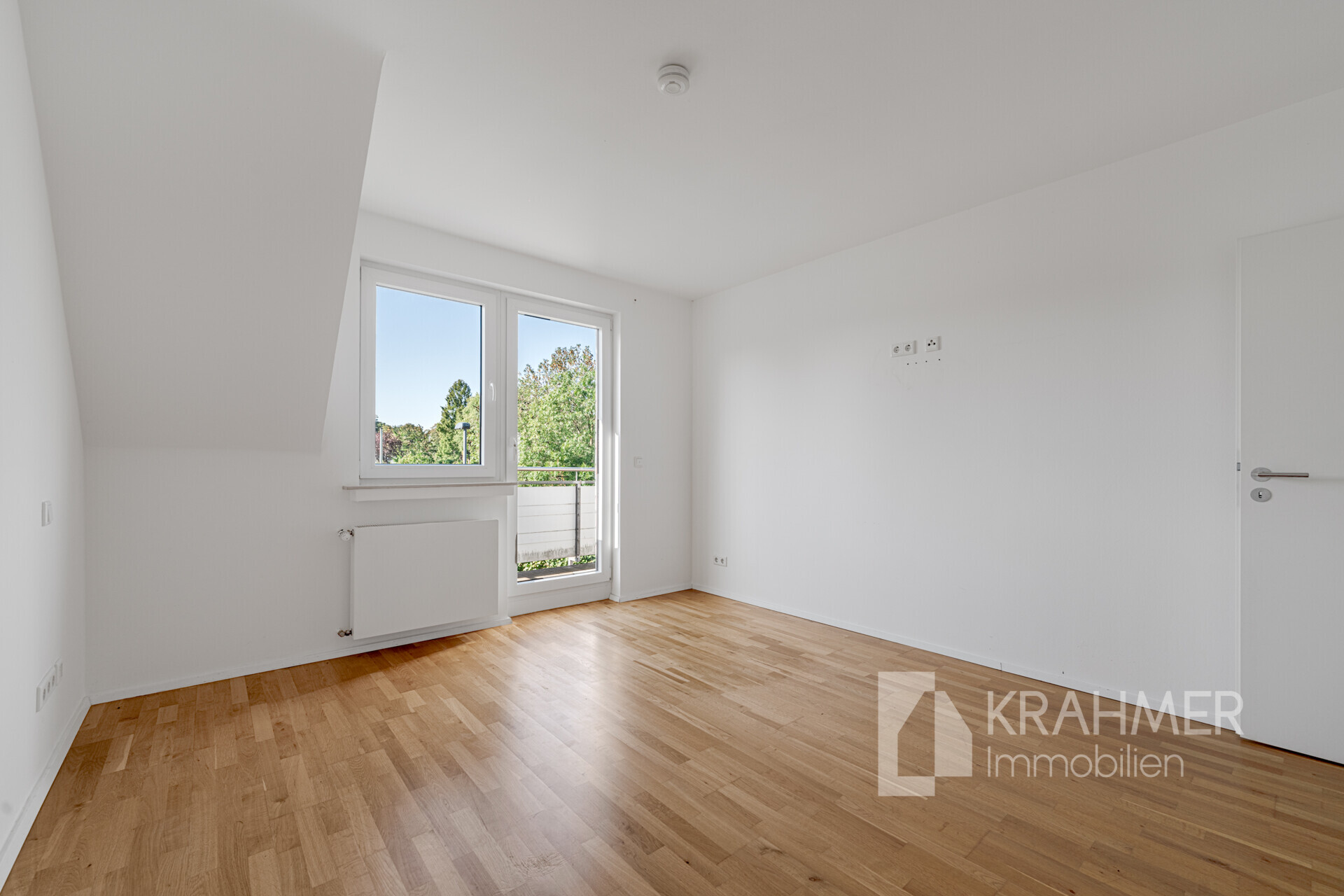 Zimmer 1 OG