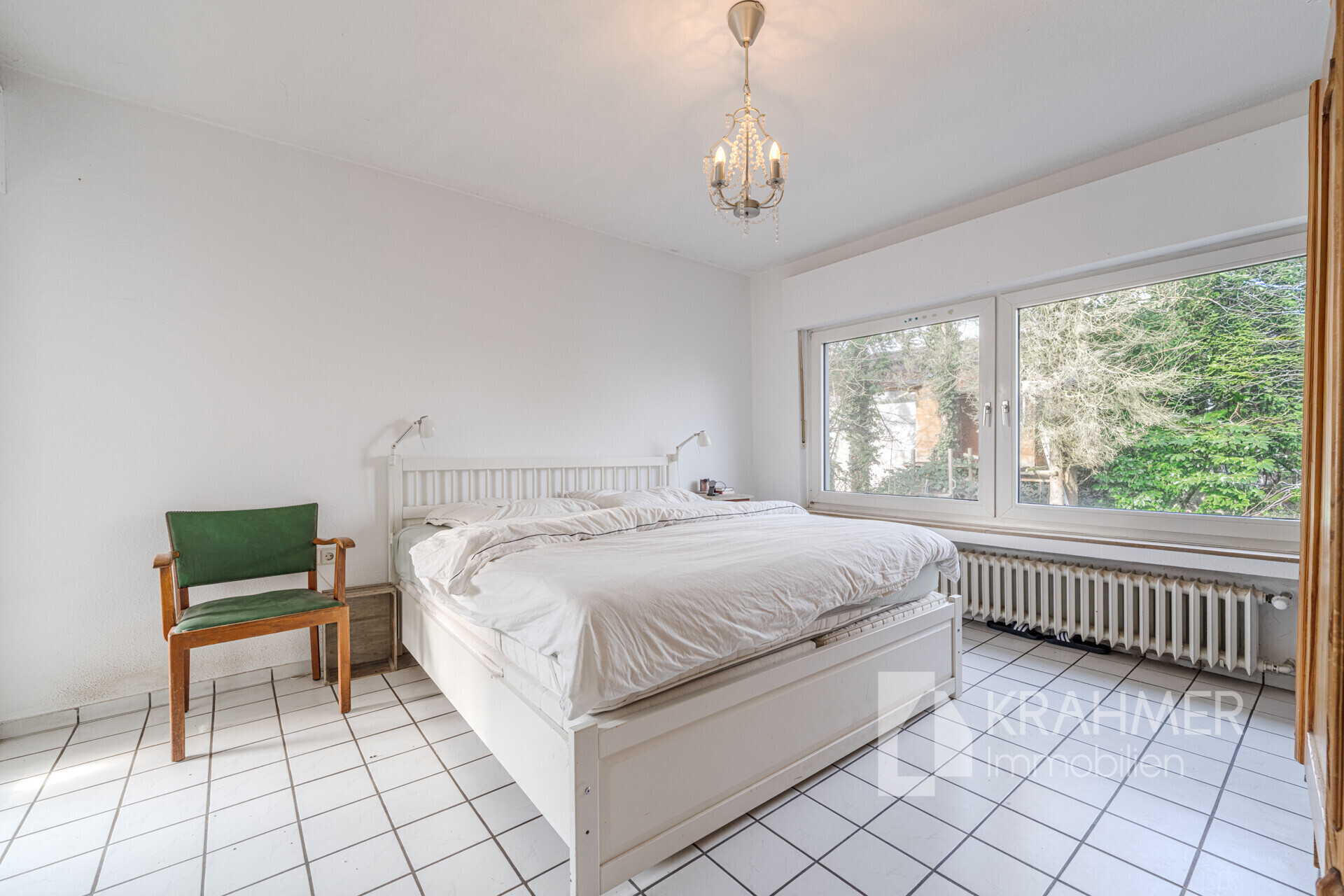 Schlafzimmer EG