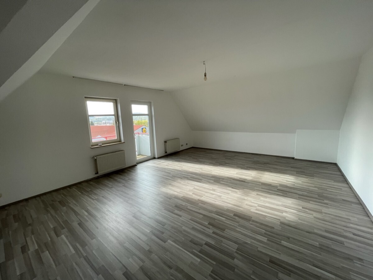 DG links Wohnzimmer