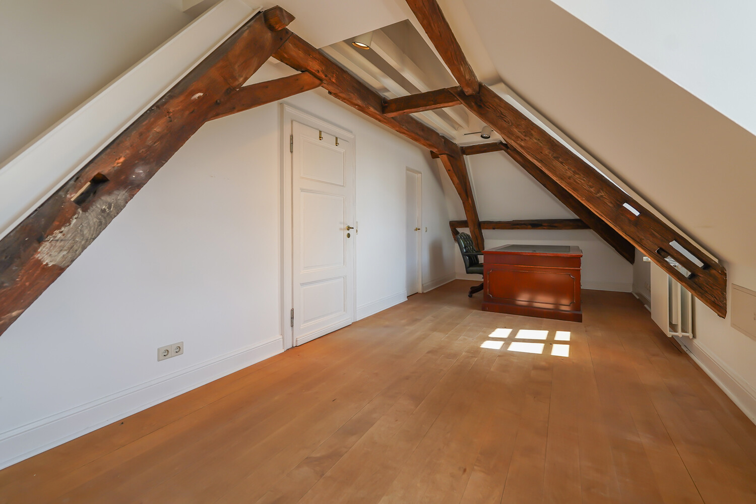 Schlafzimmer 2 