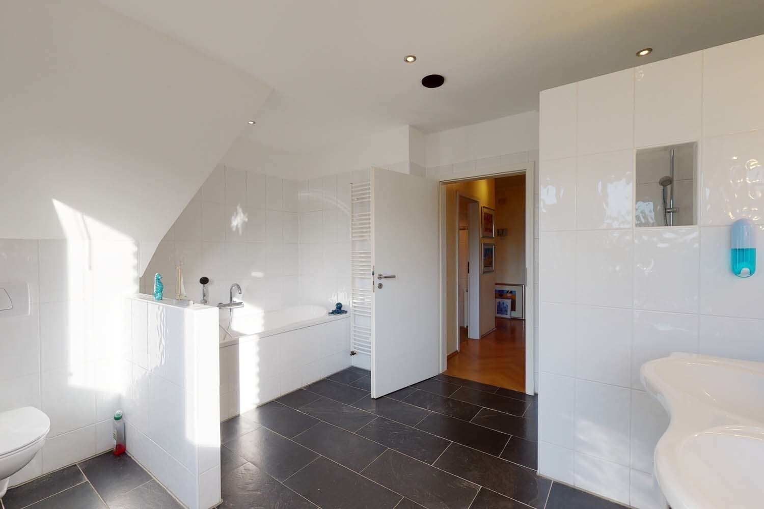 Master-Badezimmer