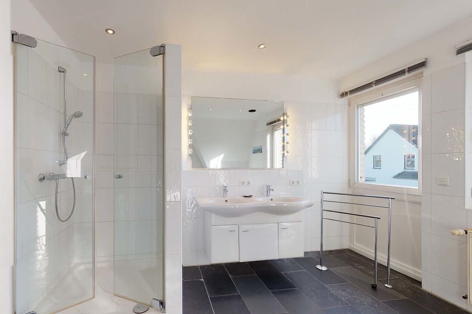 Master-Badezimmer
