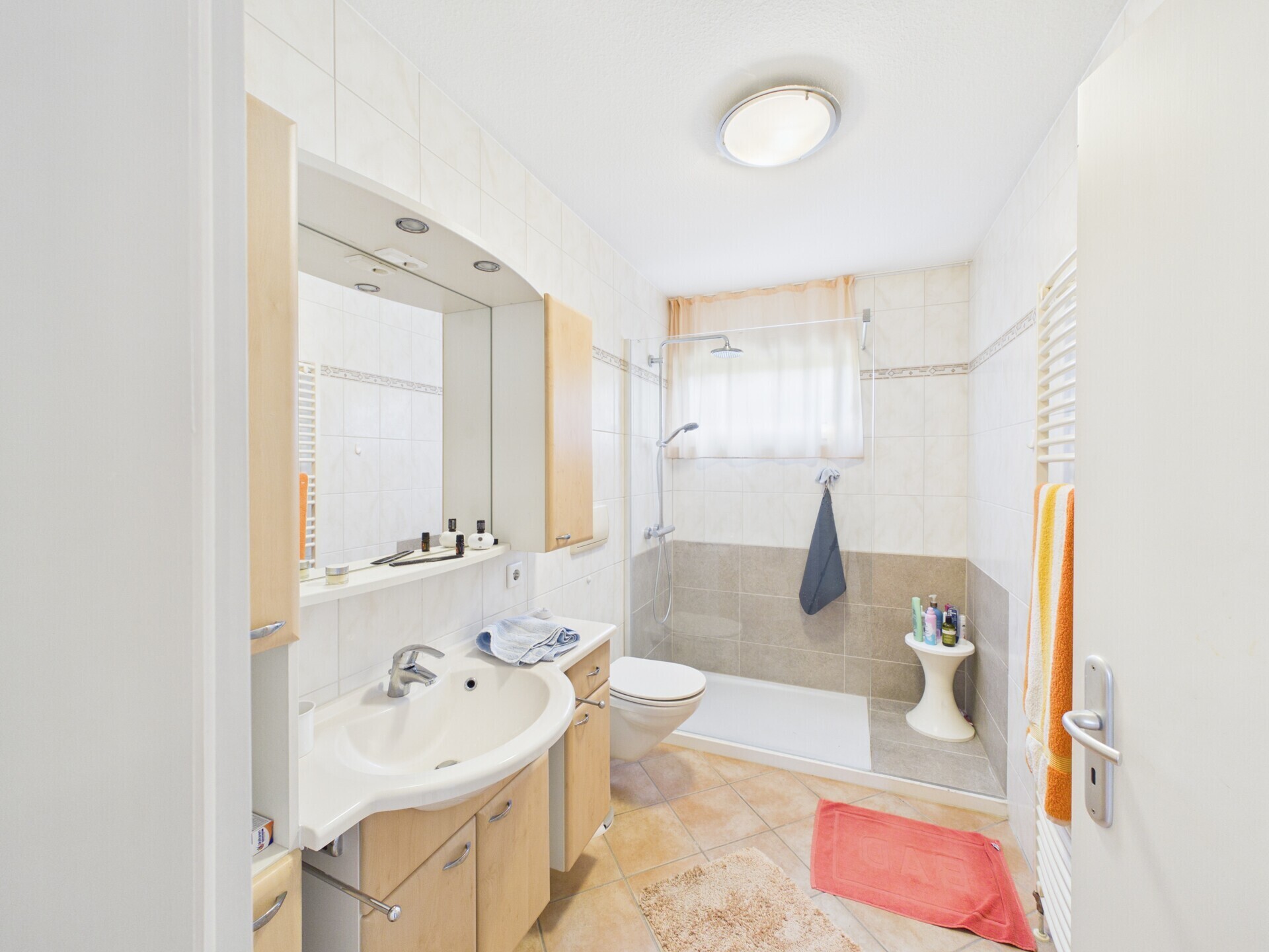 Badezimmer EG