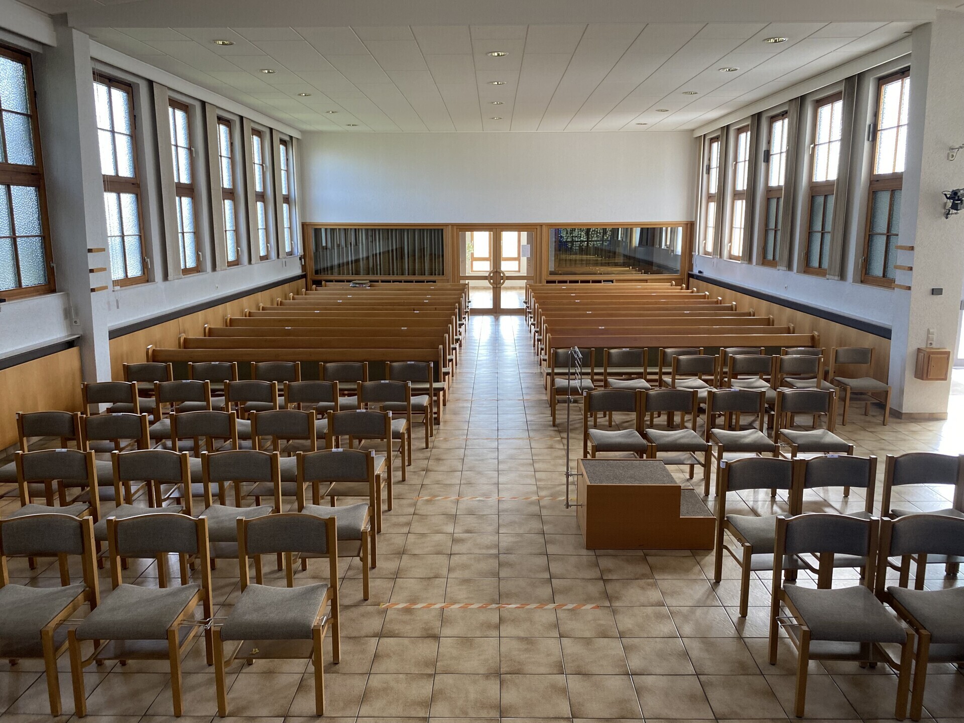 Kirchensaal Bild 3