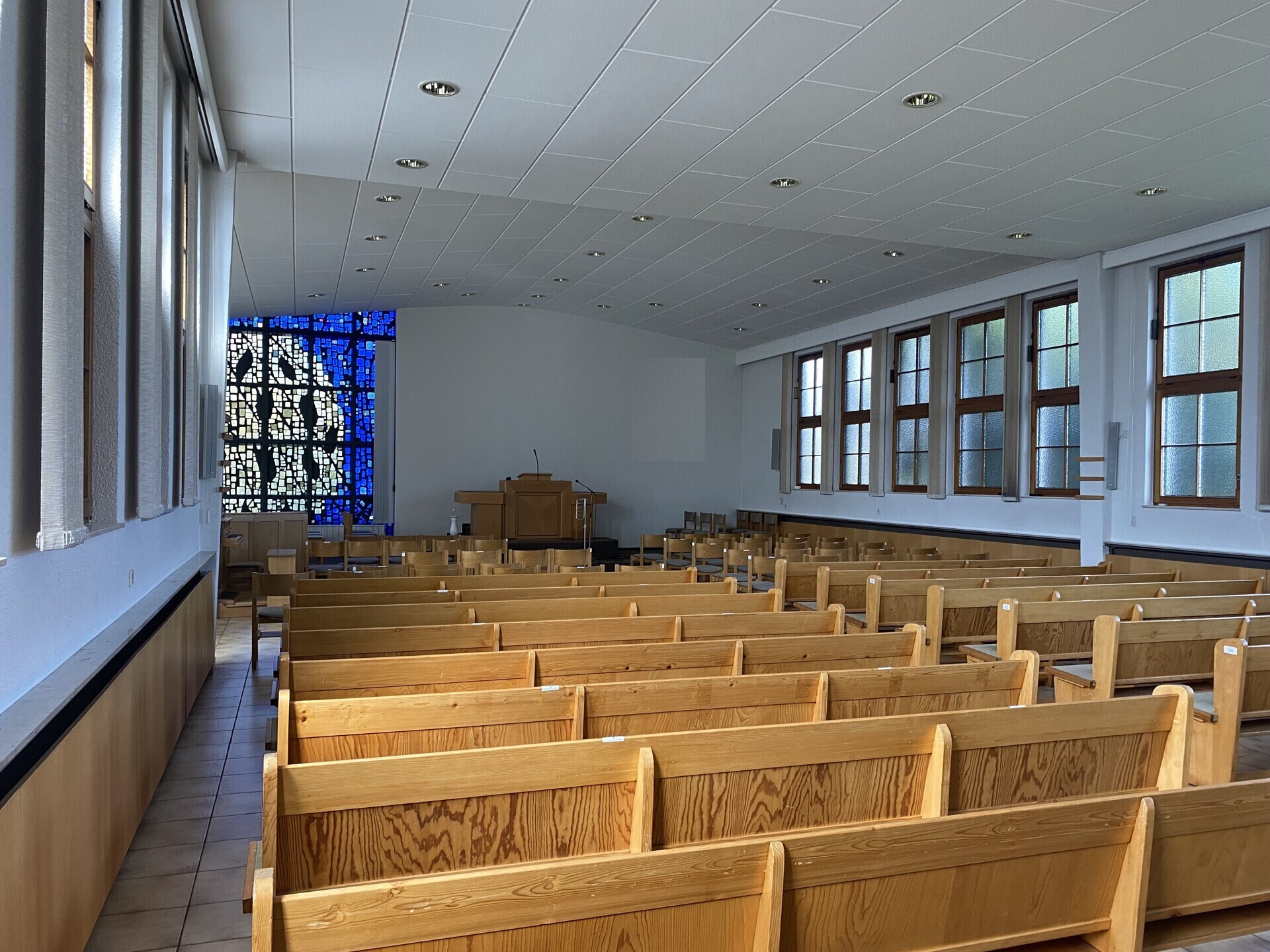 Kirchensaal Bild 2
