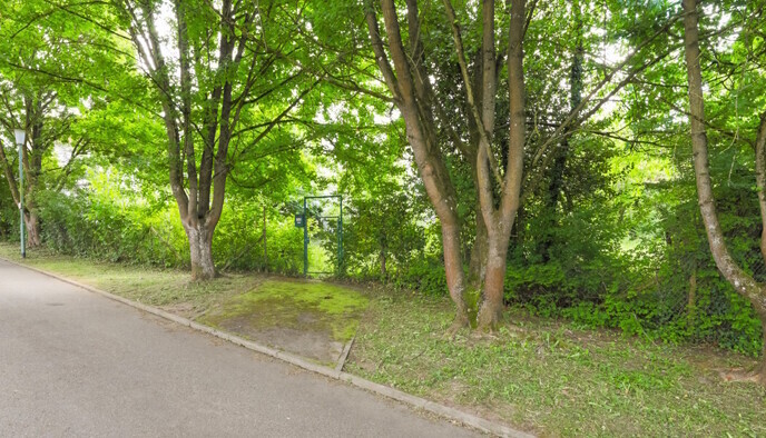 Straßenansicht