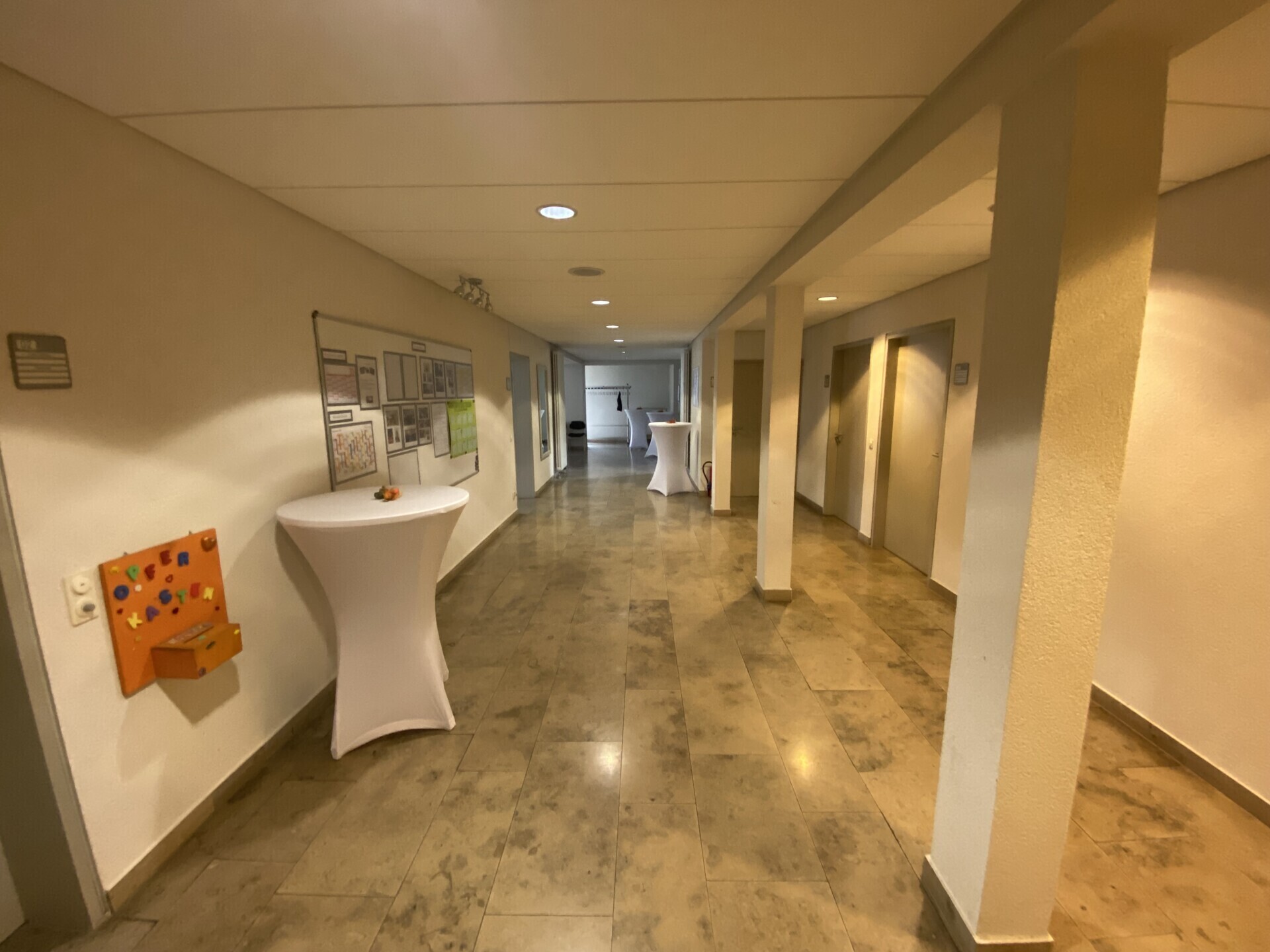 Foyer Bild 