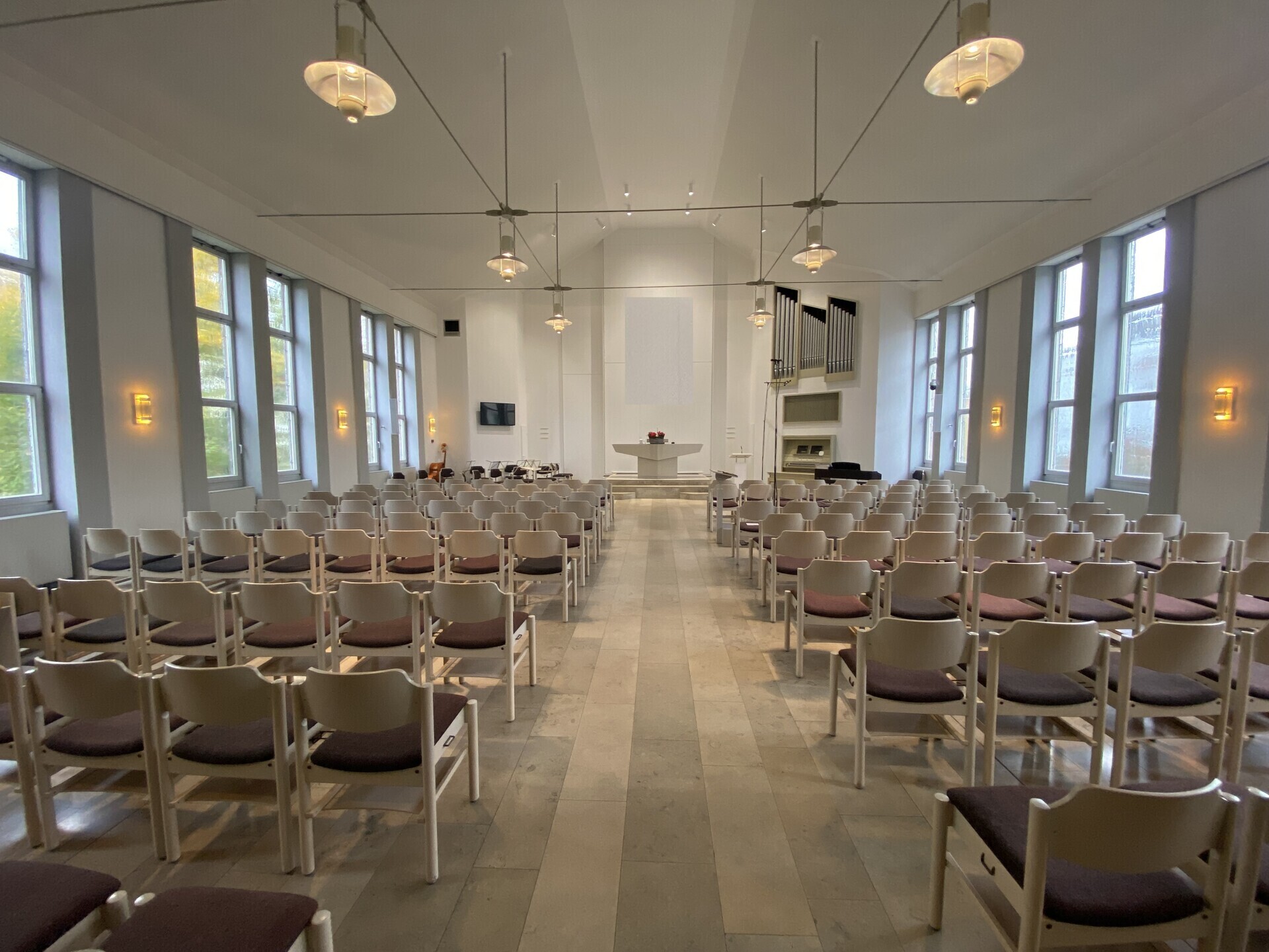 Kirchensaal Bild 