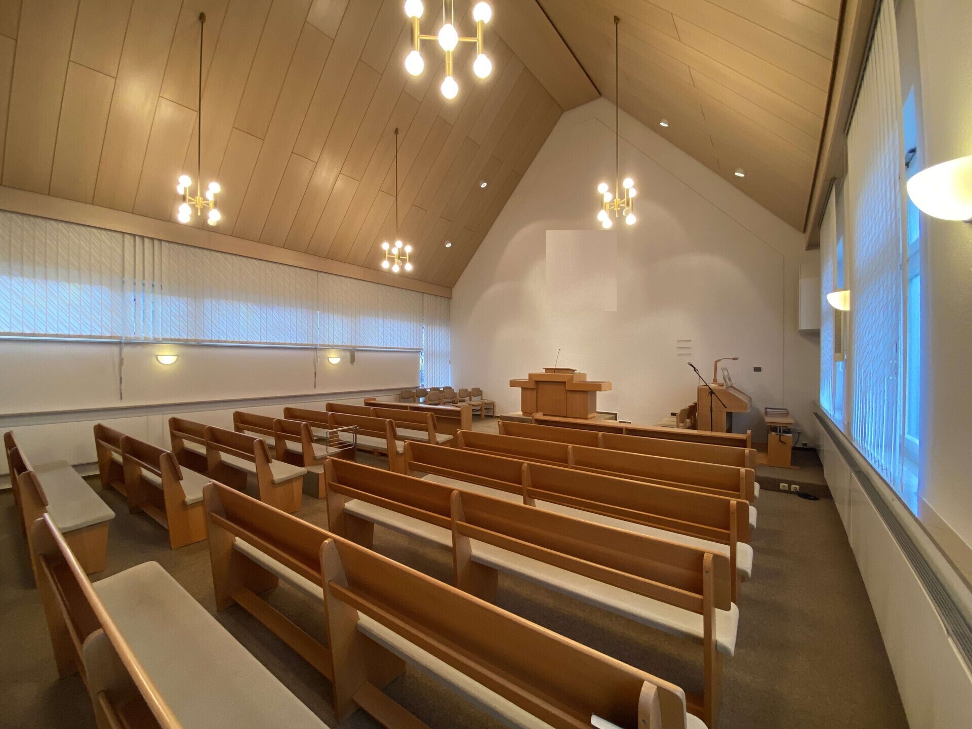 Kirchensaal Bild 2
