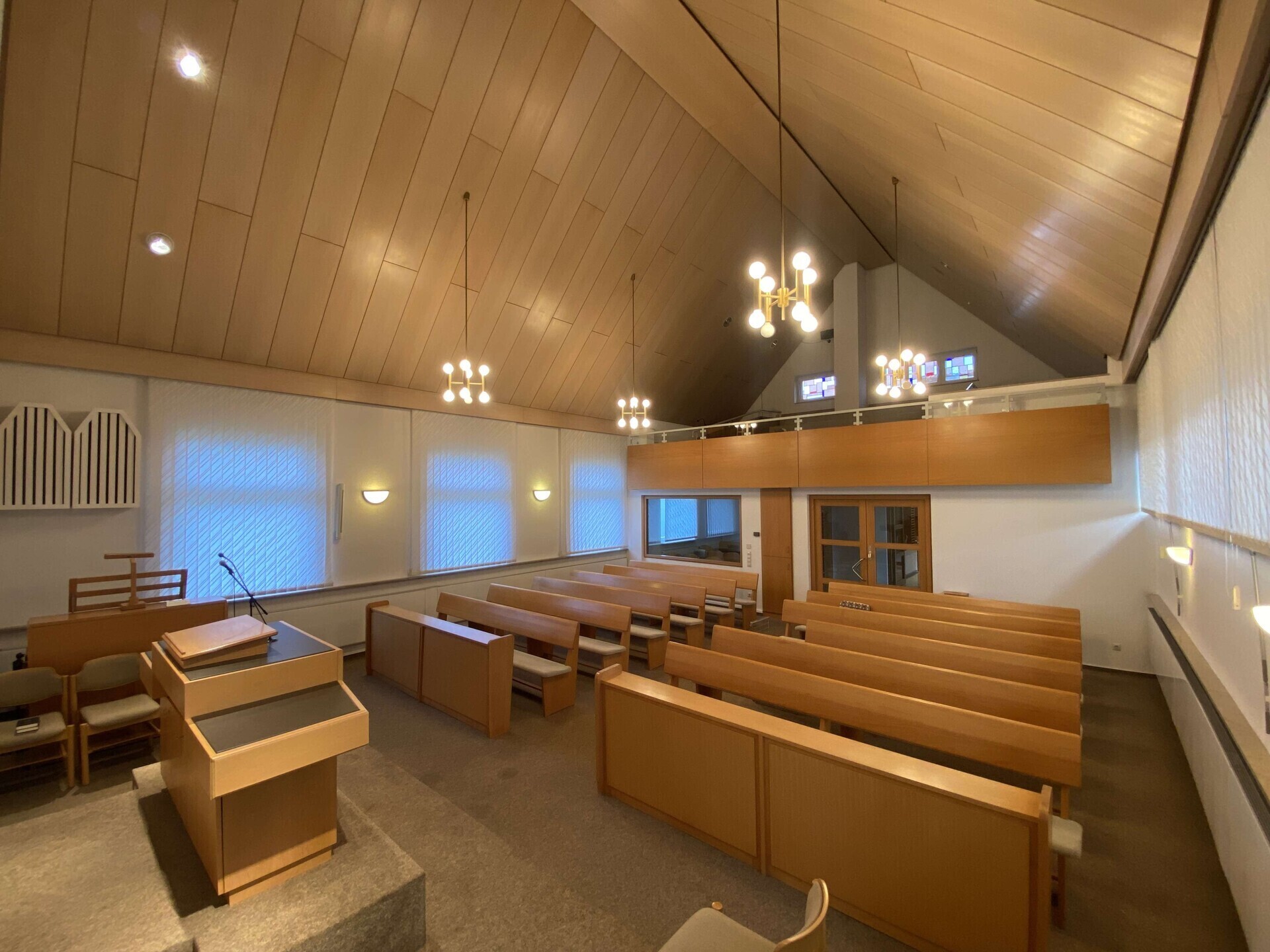 Kirchensaal Bild 5