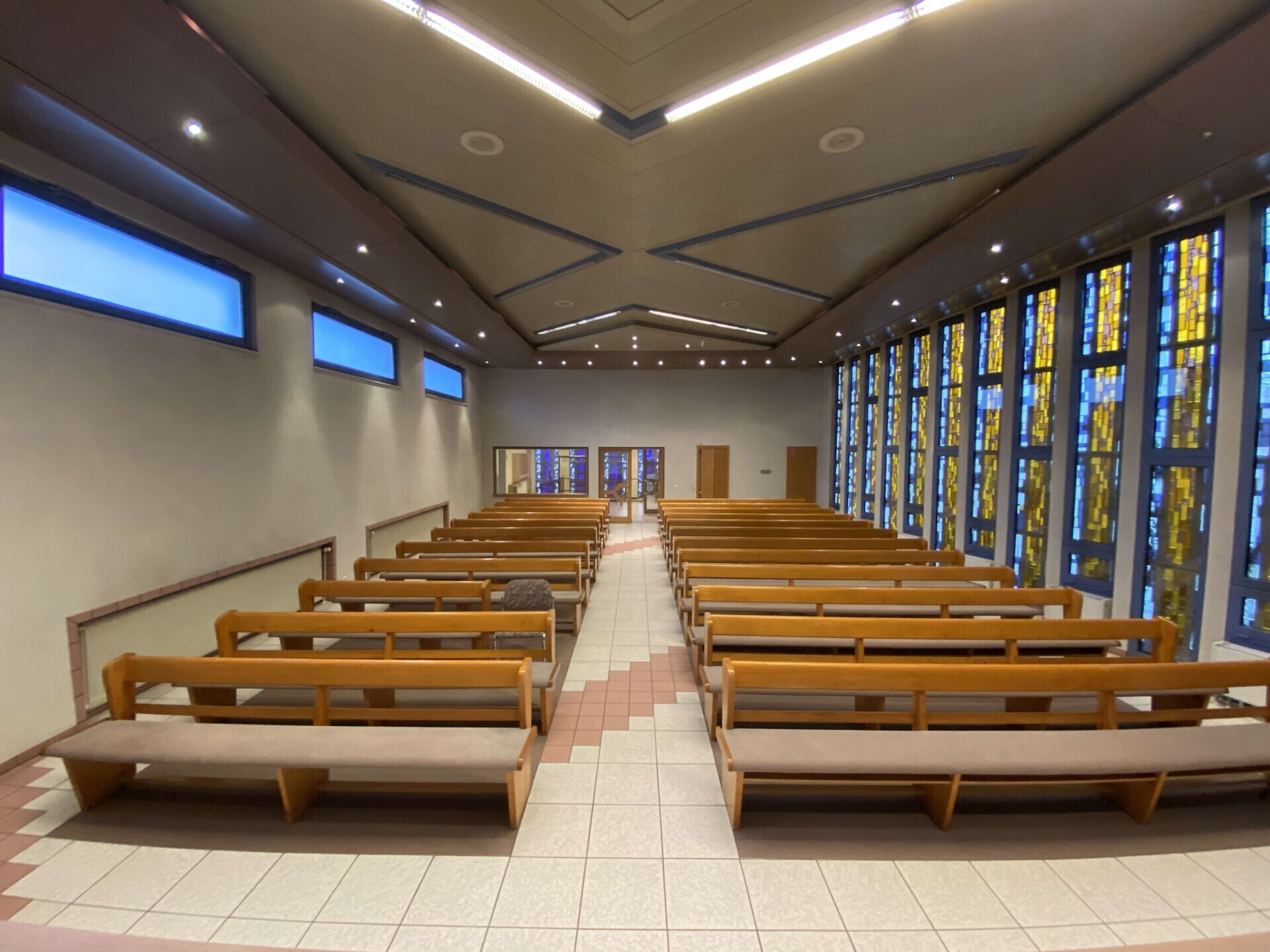 Kirchensaal Bild 3