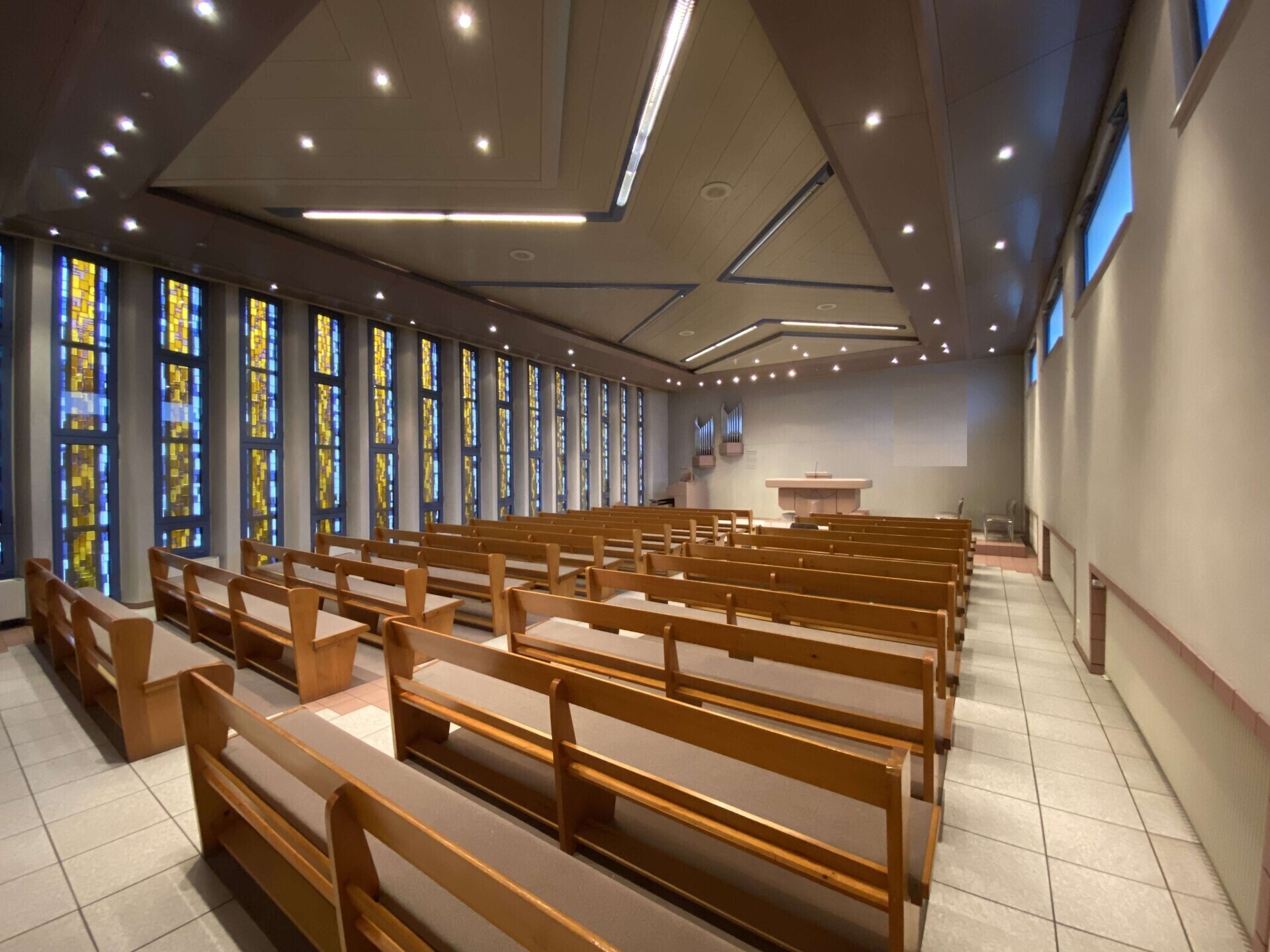 Kirchensaal Bild 2