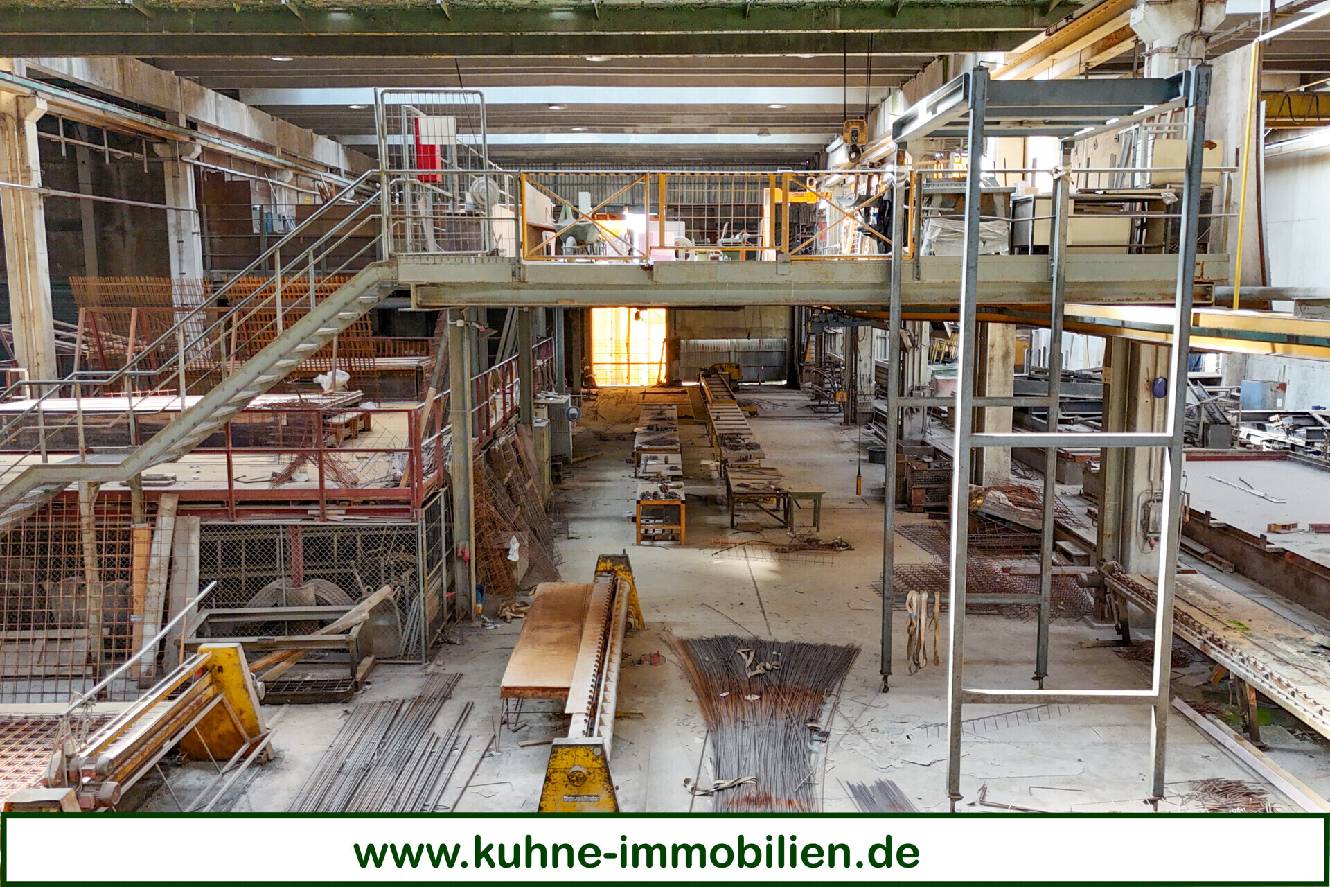 Halle 1