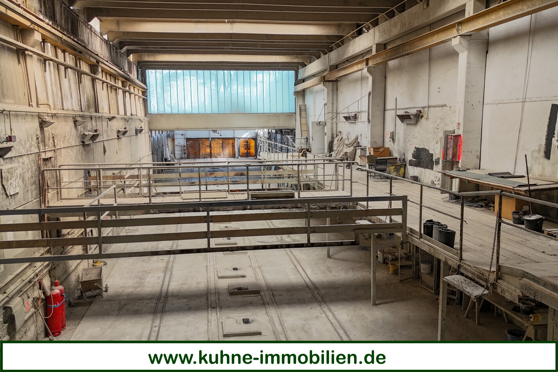 Halle 2