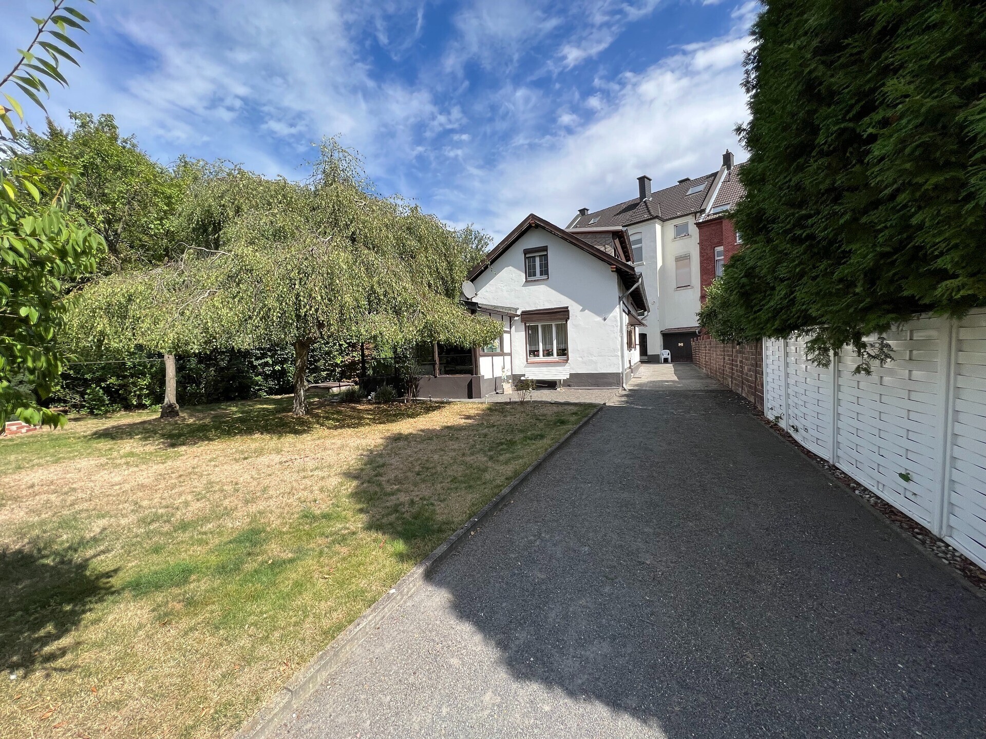 Gartenansicht EFH