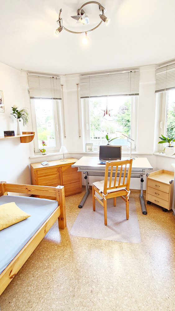 Kinderzimmer-Arbeitszimmer