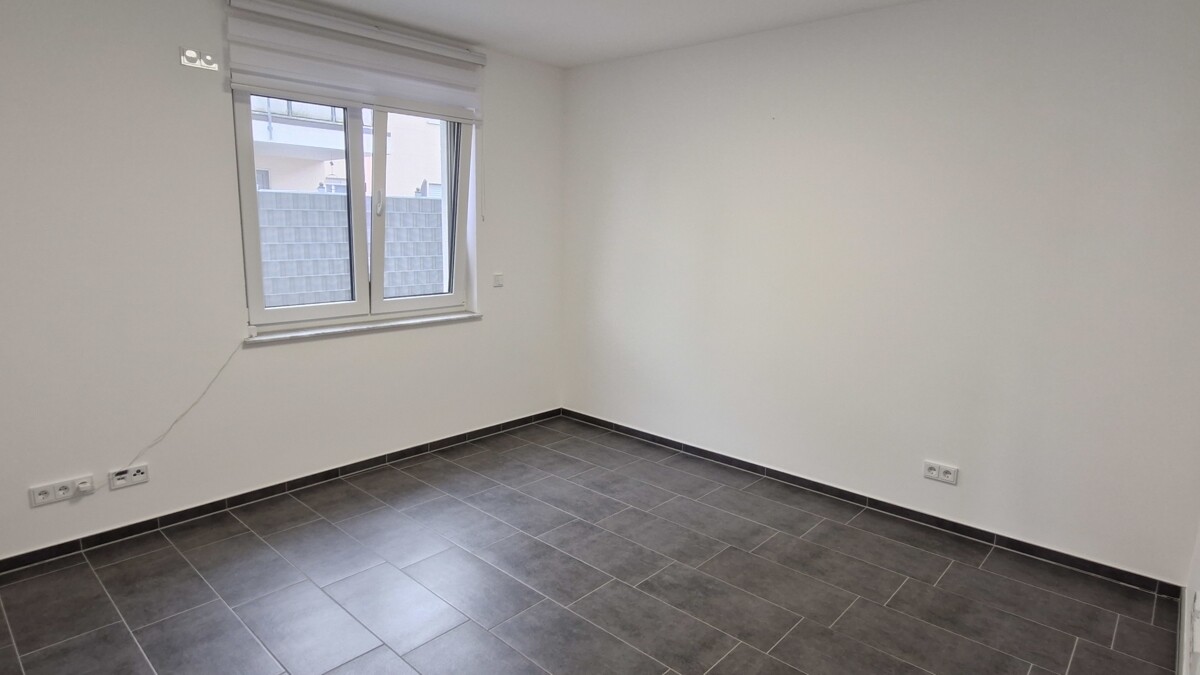 Büro 1