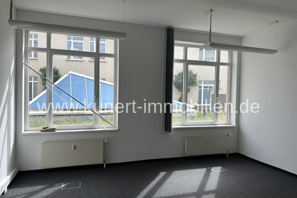 Büro Innenaufnahme