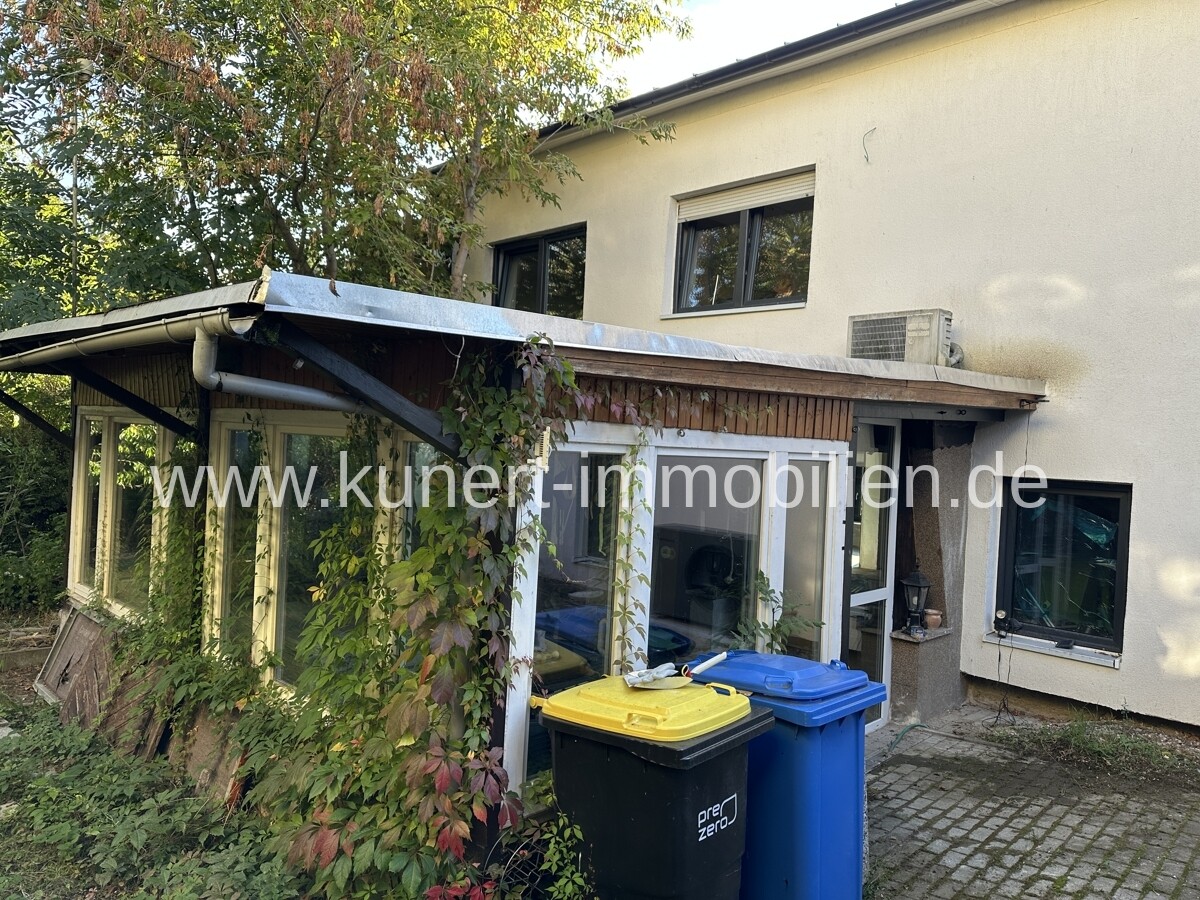 Ansicht Gartenseite und Hof