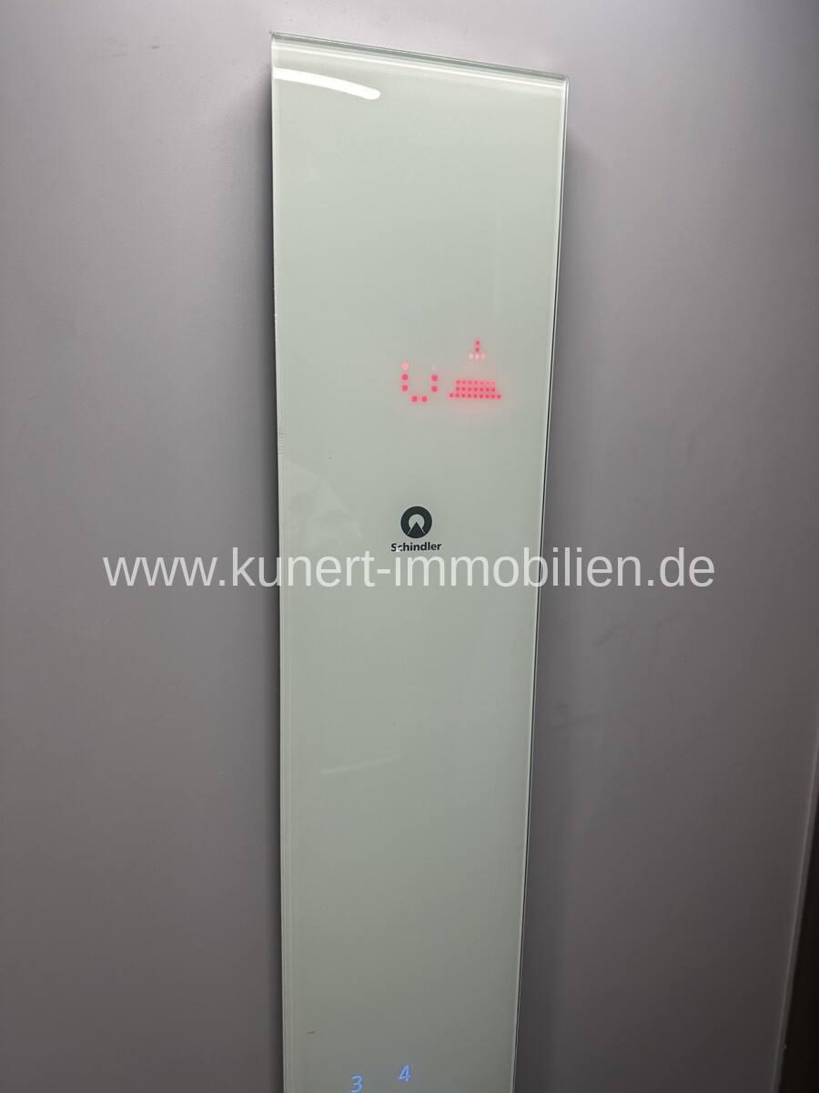 Fahrstuhl - Innenaufnahme