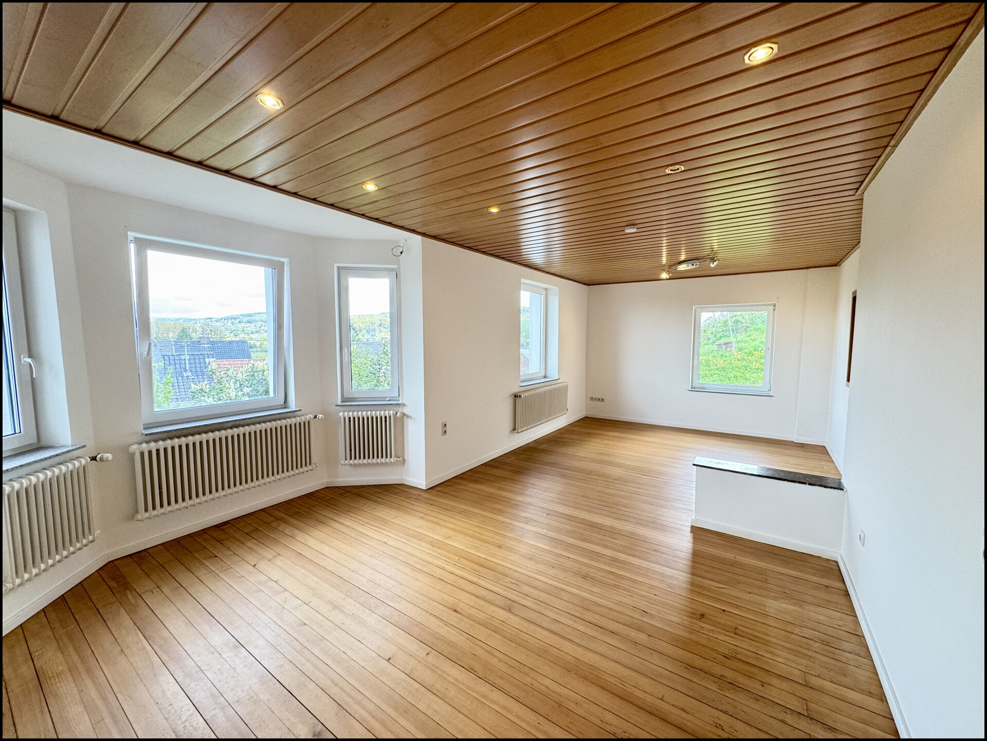 Wohn-/Esszimmer