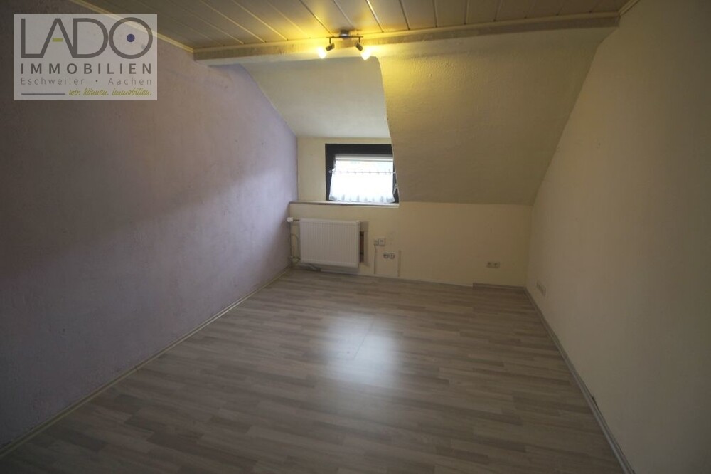 2.OG Schalfzimmer 1