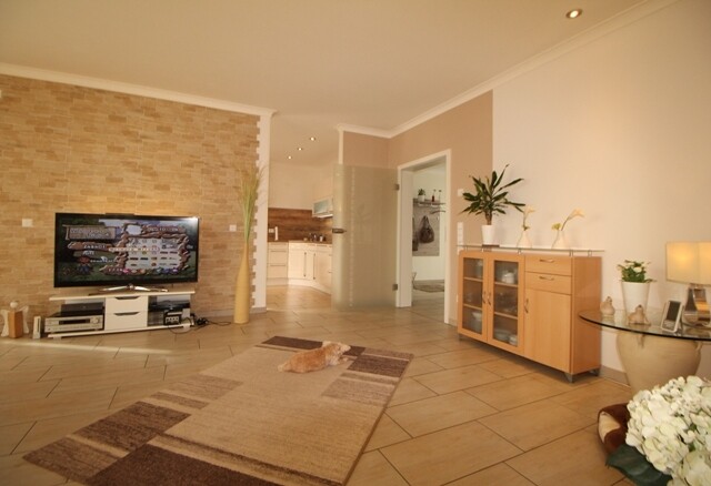 Wohnzimmer Ansicht 2