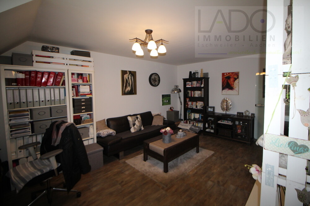 Wohnzimmer Bild 1
